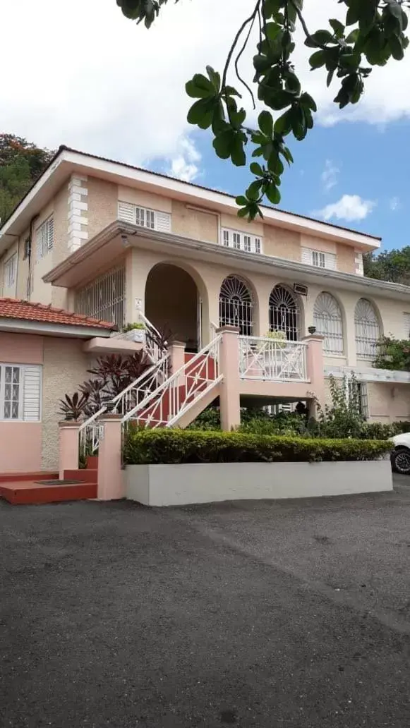 Facade/entrance, Property Building in Jasmine Inn