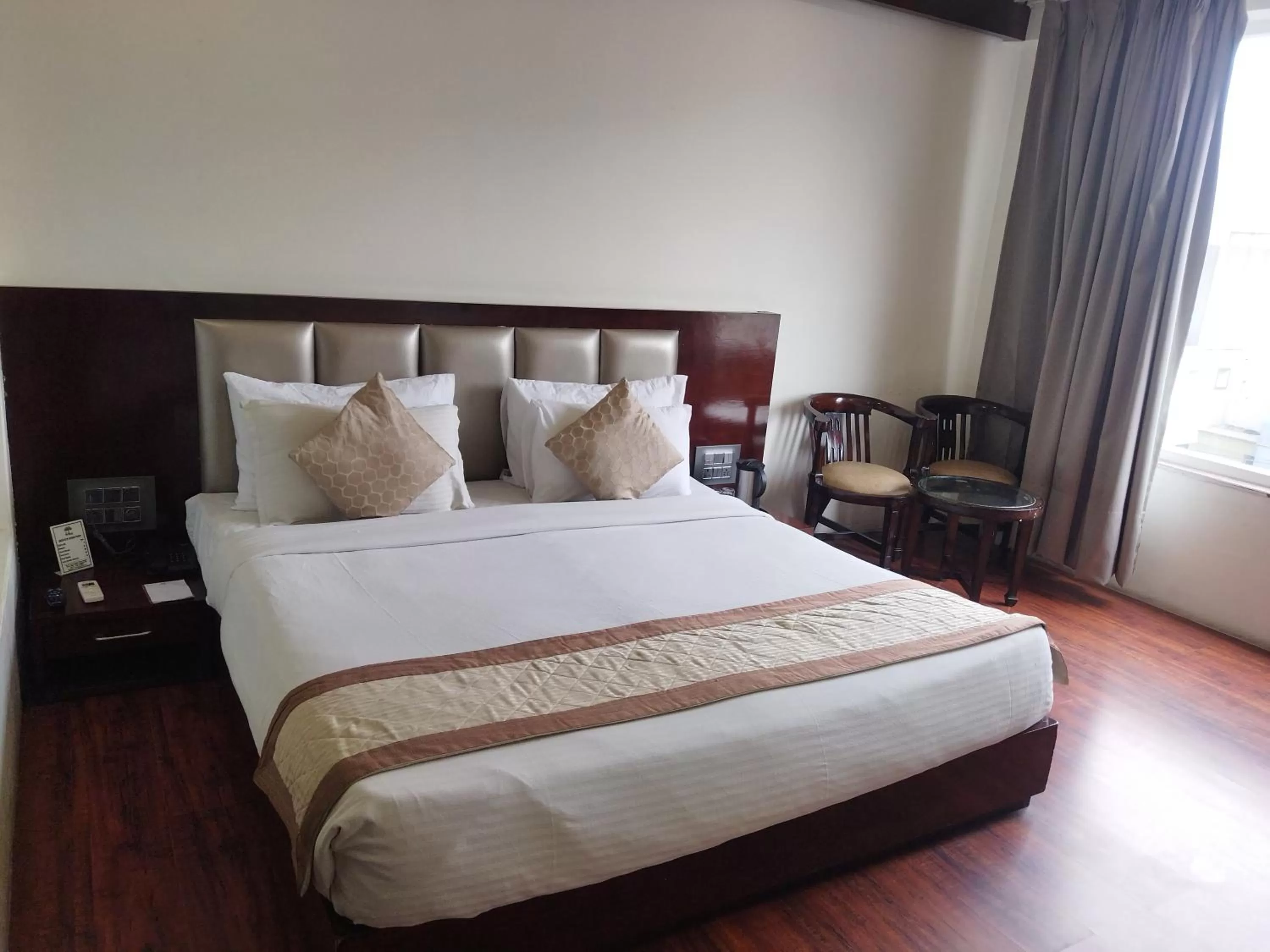 Bed in TGI Apple Inn