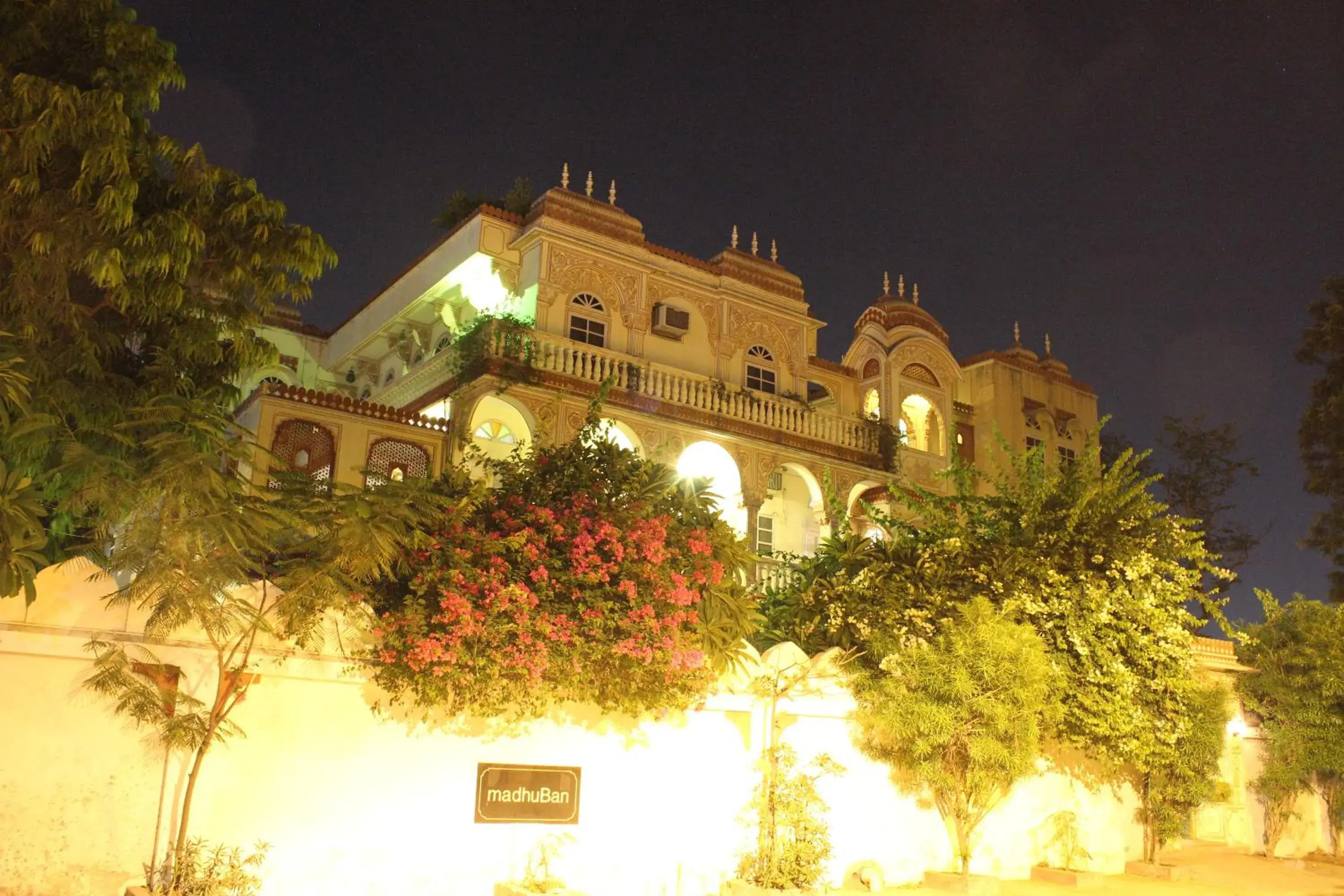 Property building in Madhuban - A Heritage Home Property building in Madhuban - A Heritage Home