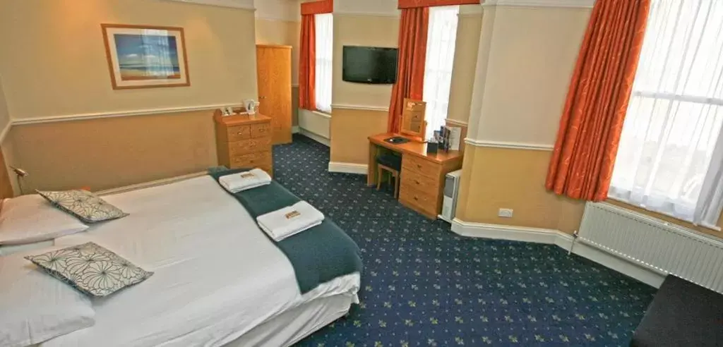 Bed in Babbacombe Royal Hotel and Carvery