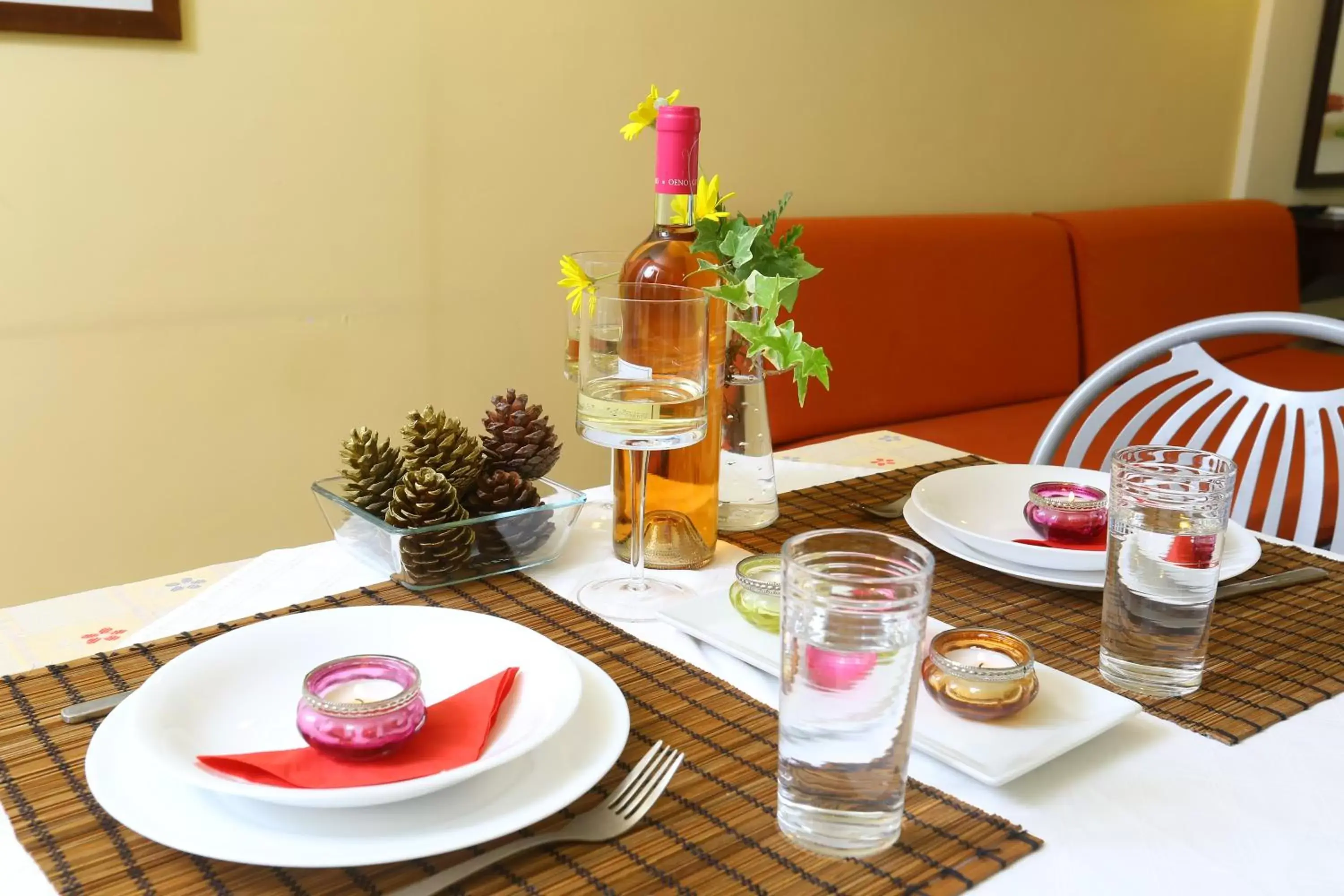 Alcoholic drinks, Dining Area in Hotel Aeollos