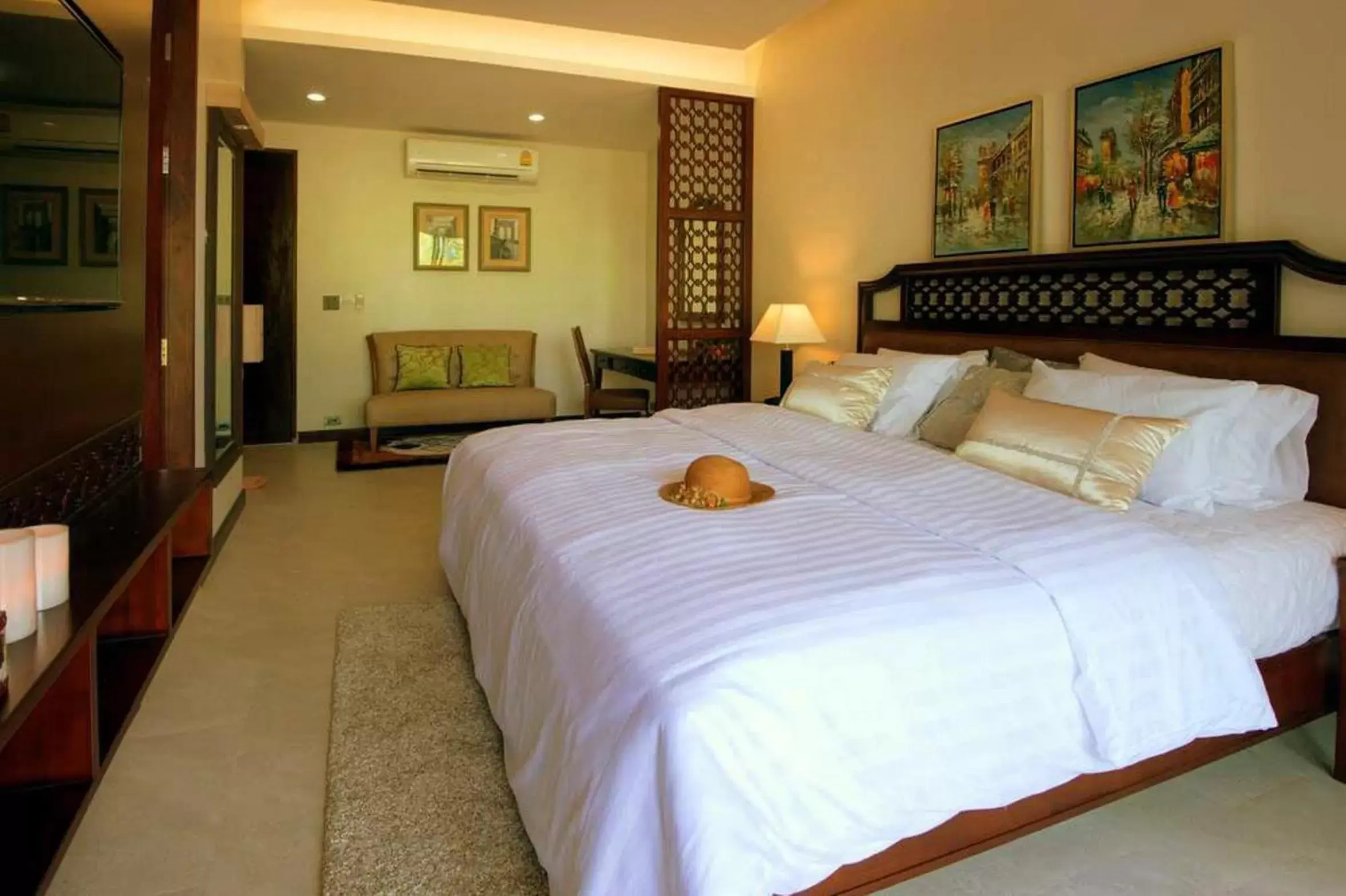Nearby landmark, Bed in Rimnaam Klangchan Hotel - SHA Plus