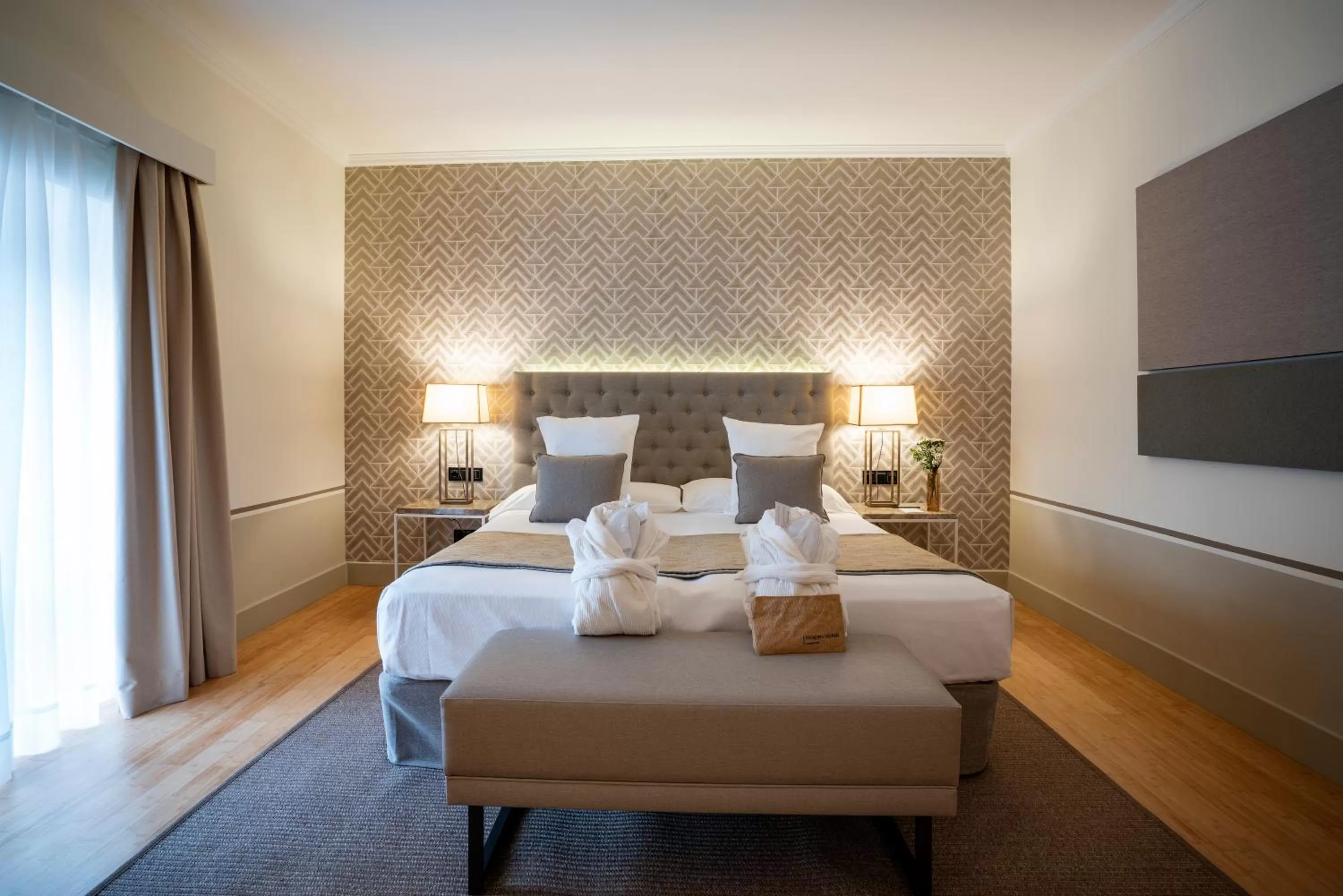 Bed in Hospes Palacio de Arenales & Spa