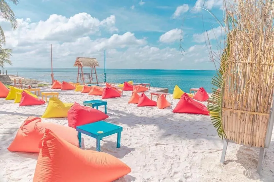 Victoria Phu Quoc hotel Beachfront Night market