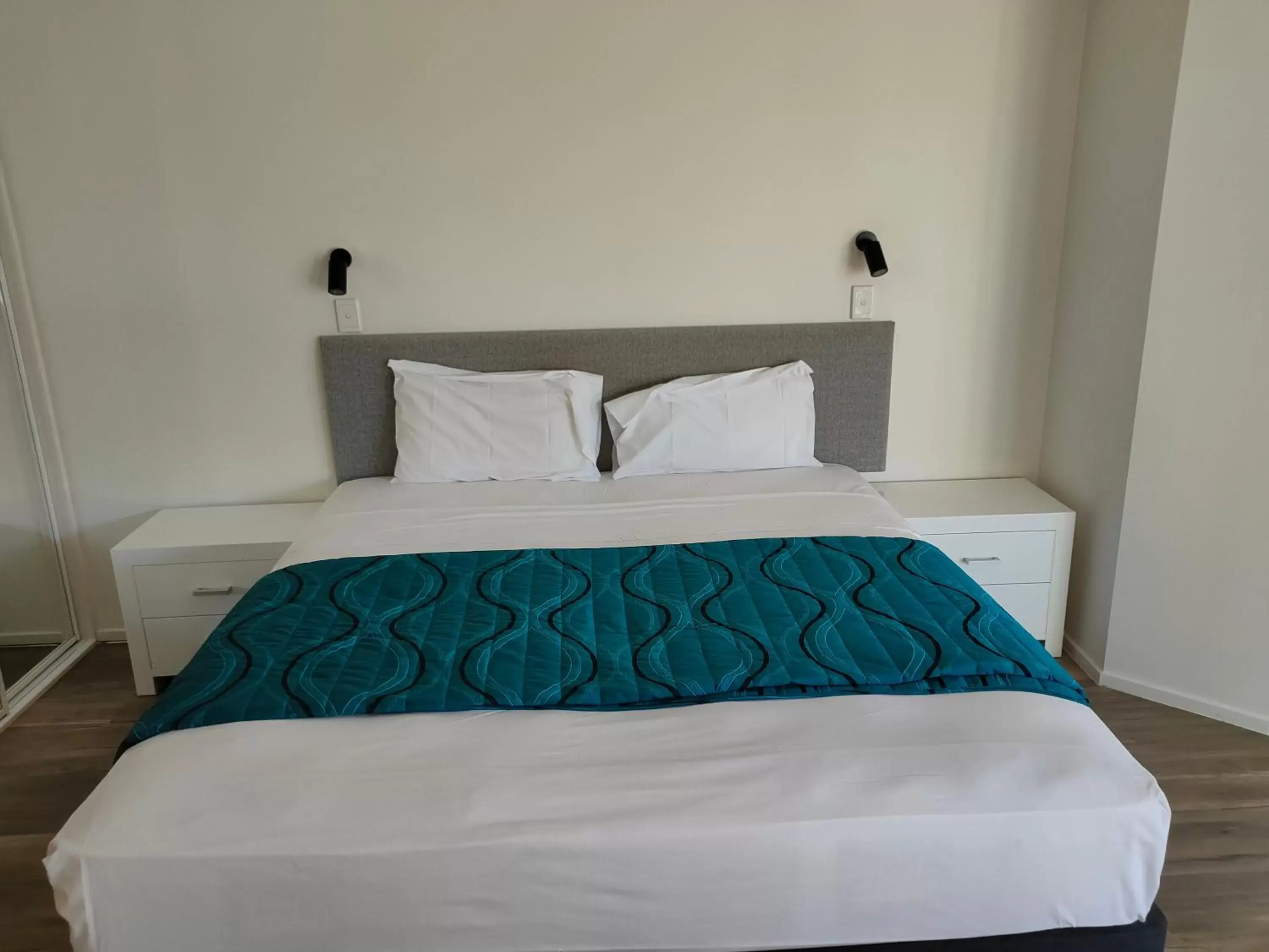 Bed in The Beach Retreat Coolum