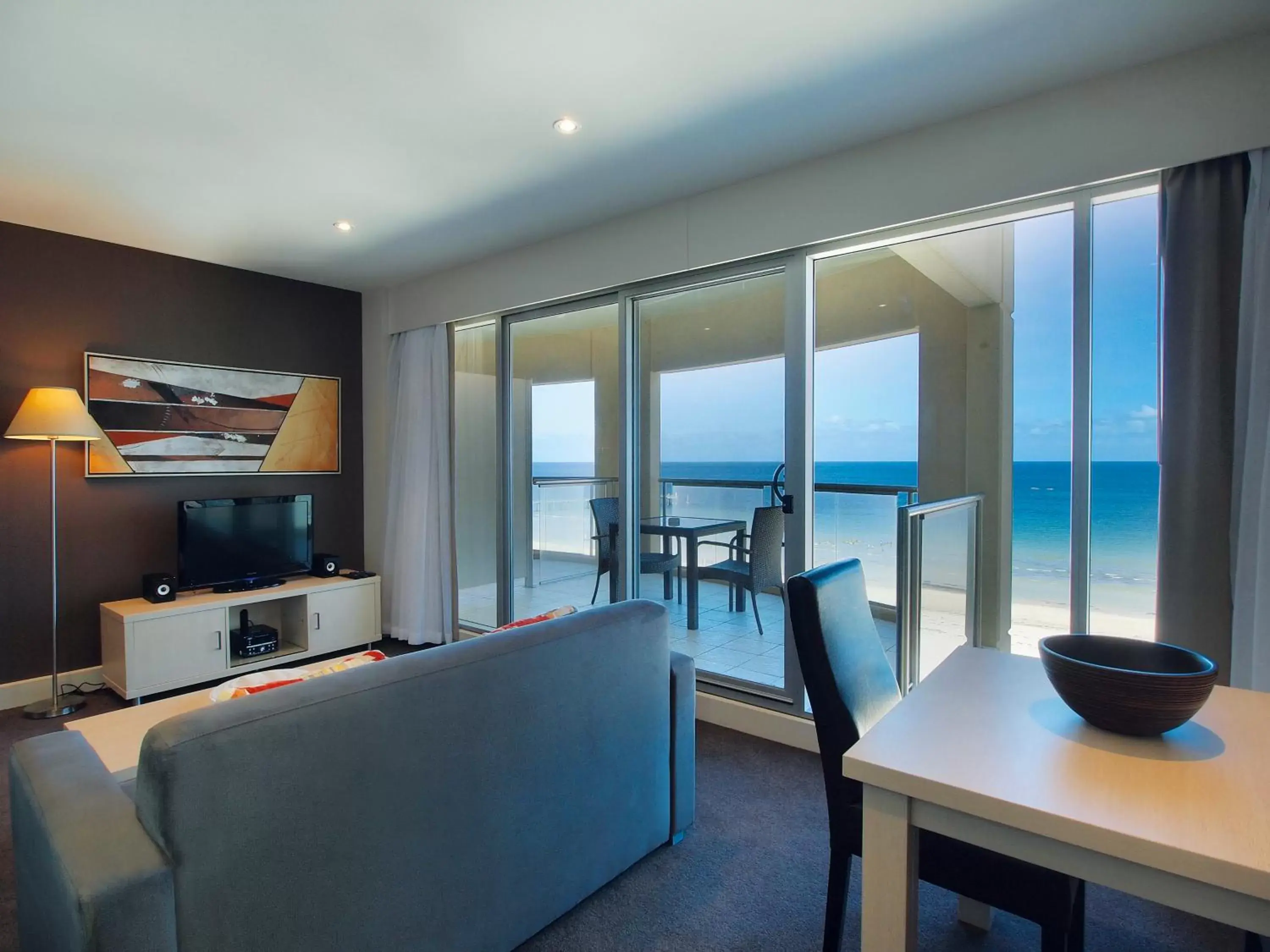 Living room in Oaks Glenelg Plaza Pier Suites