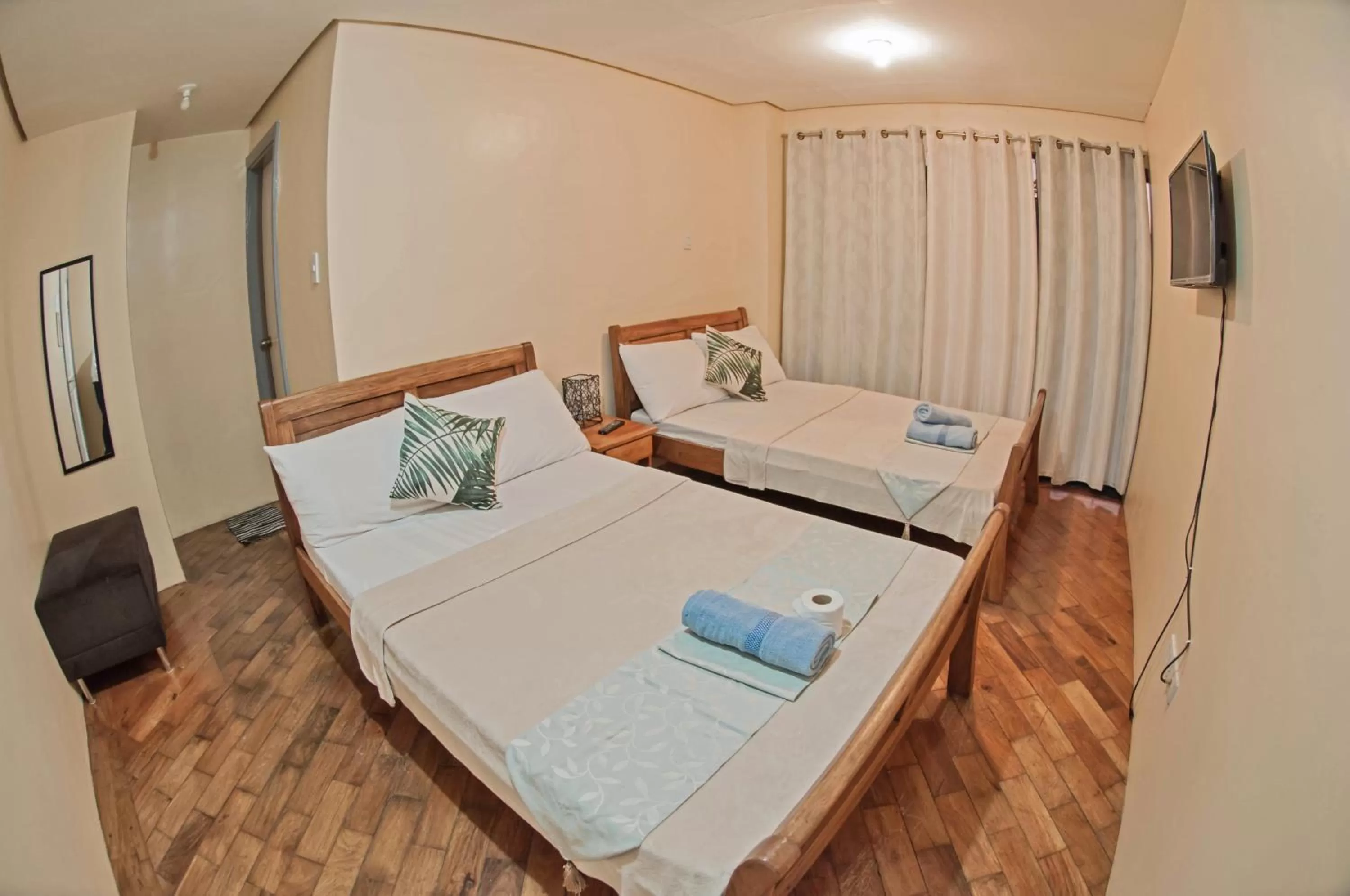 Bed in The Half House by Elmar Cabin