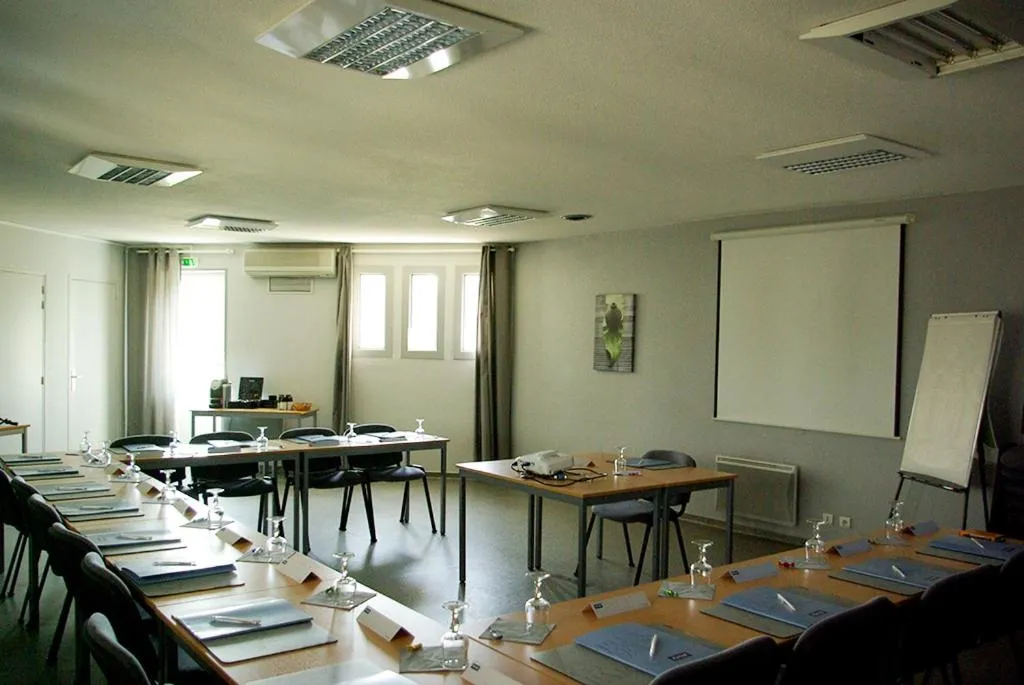 Meeting/conference room in Kyriad Limoges Sud - Feytiat