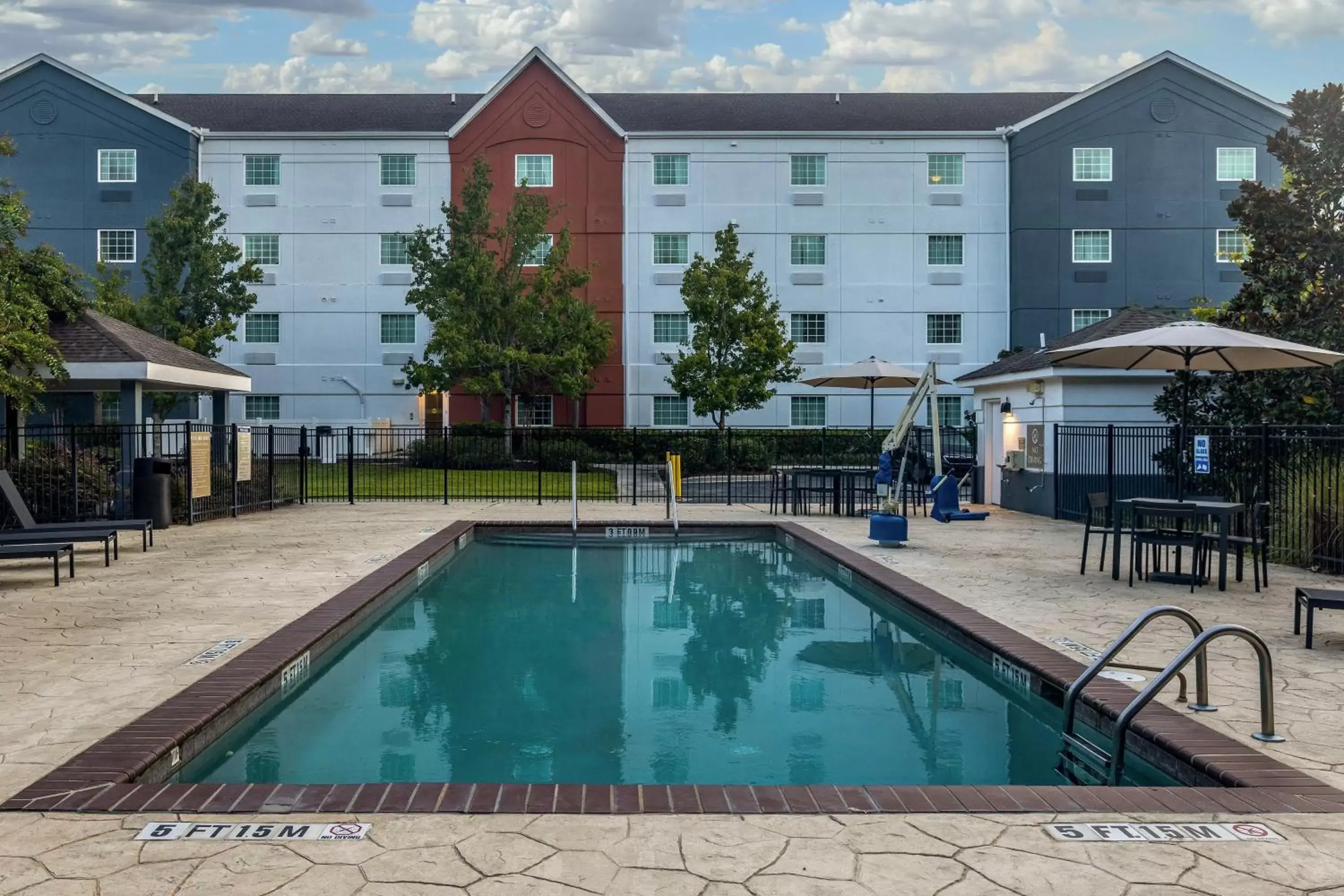 Swimming Pool in Candlewood Suites - Bluffton-Hilton Head, an IHG Hotel