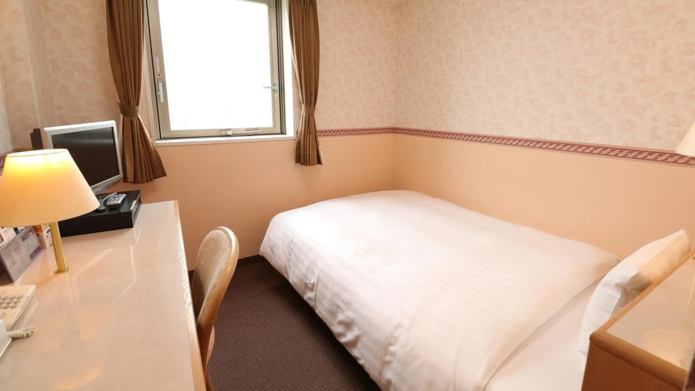 Photo of the whole room, Bed in Hotel Montagne Matsumoto