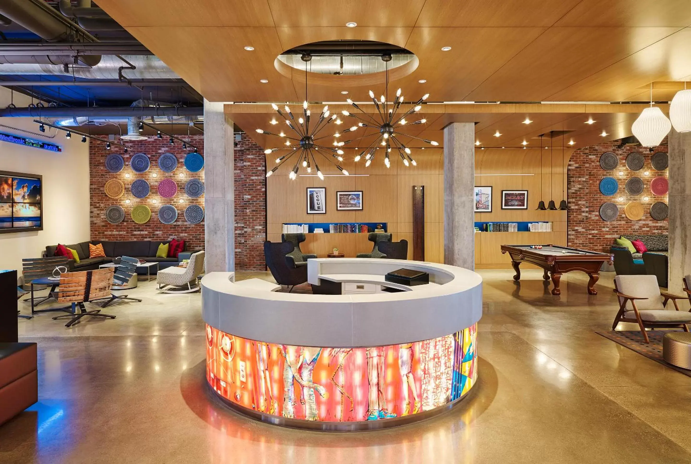 Lobby or reception in Aloft Louisville Downtown