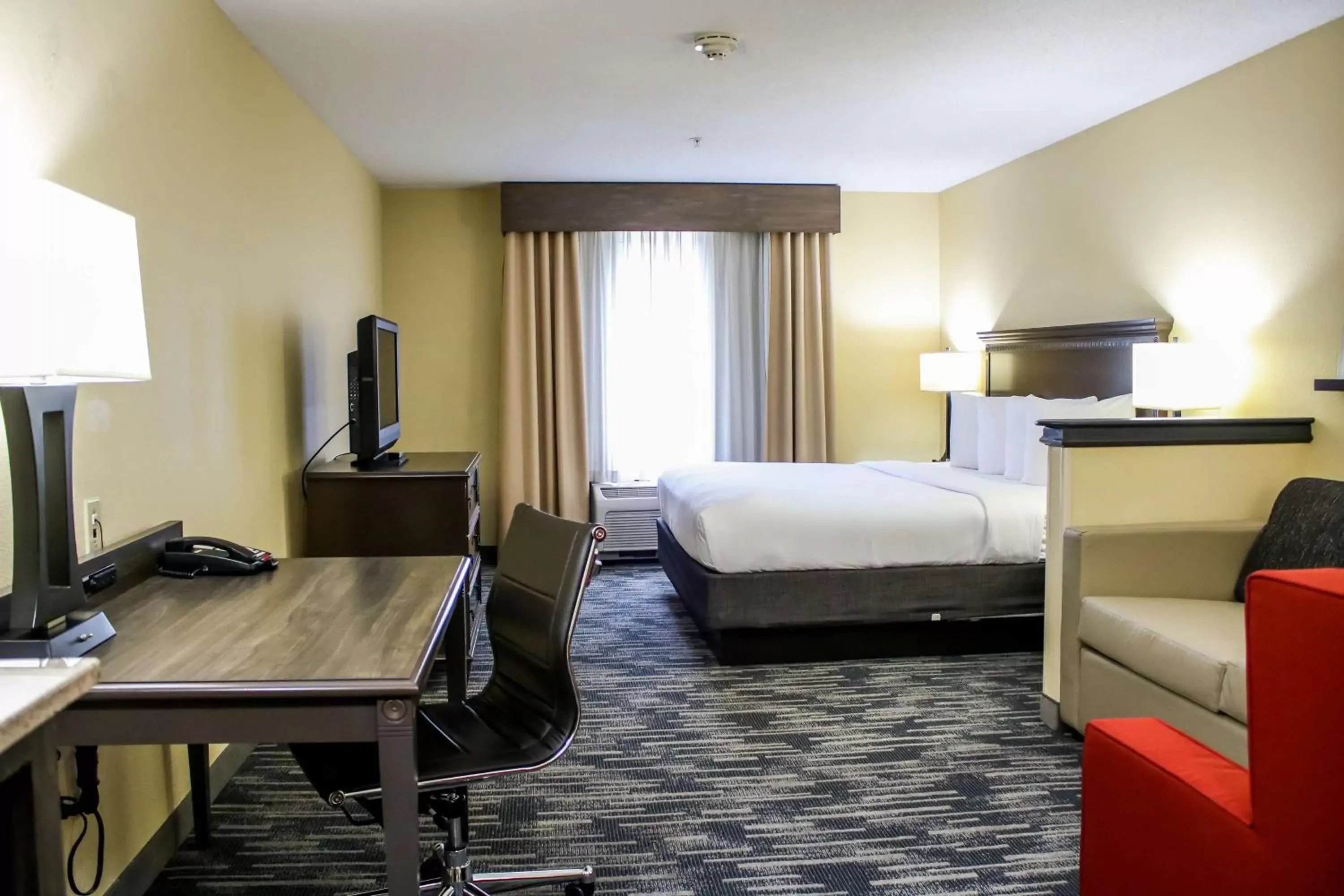 Photo of the whole room in Country Inn & Suites by Radisson, Richmond West at I-64, VA