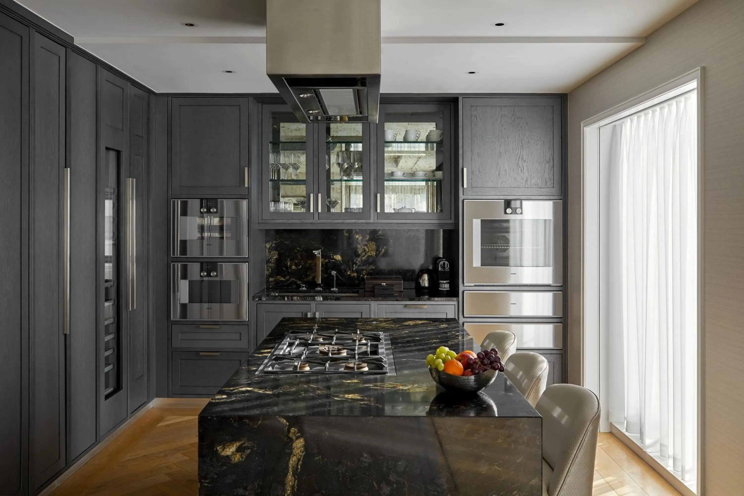 Kitchen or kitchenette in Four Seasons Hotel London at Tower Bridge