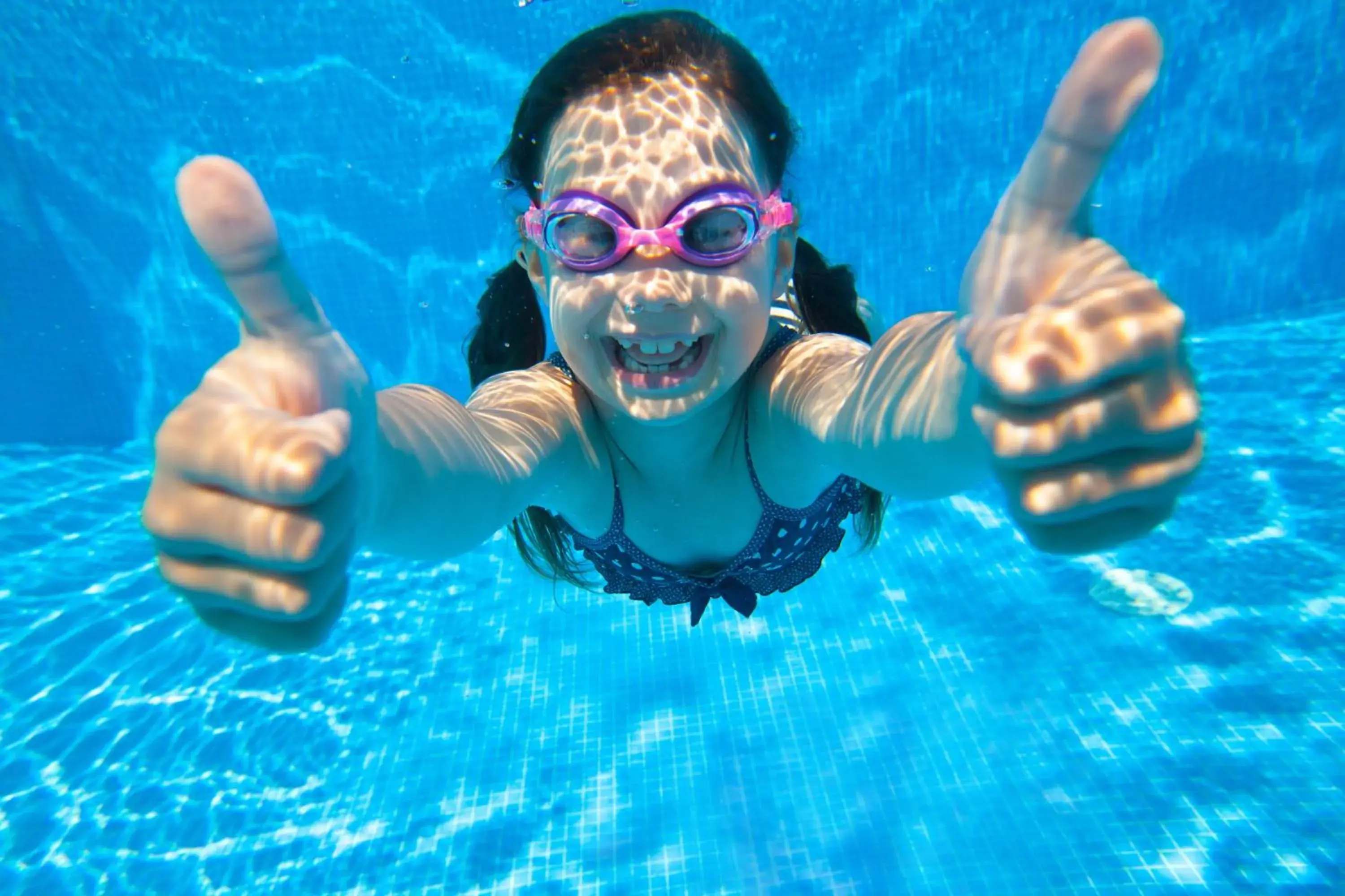 Swimming Pool in Das Gutenbrunn Thermen & Sporthotel