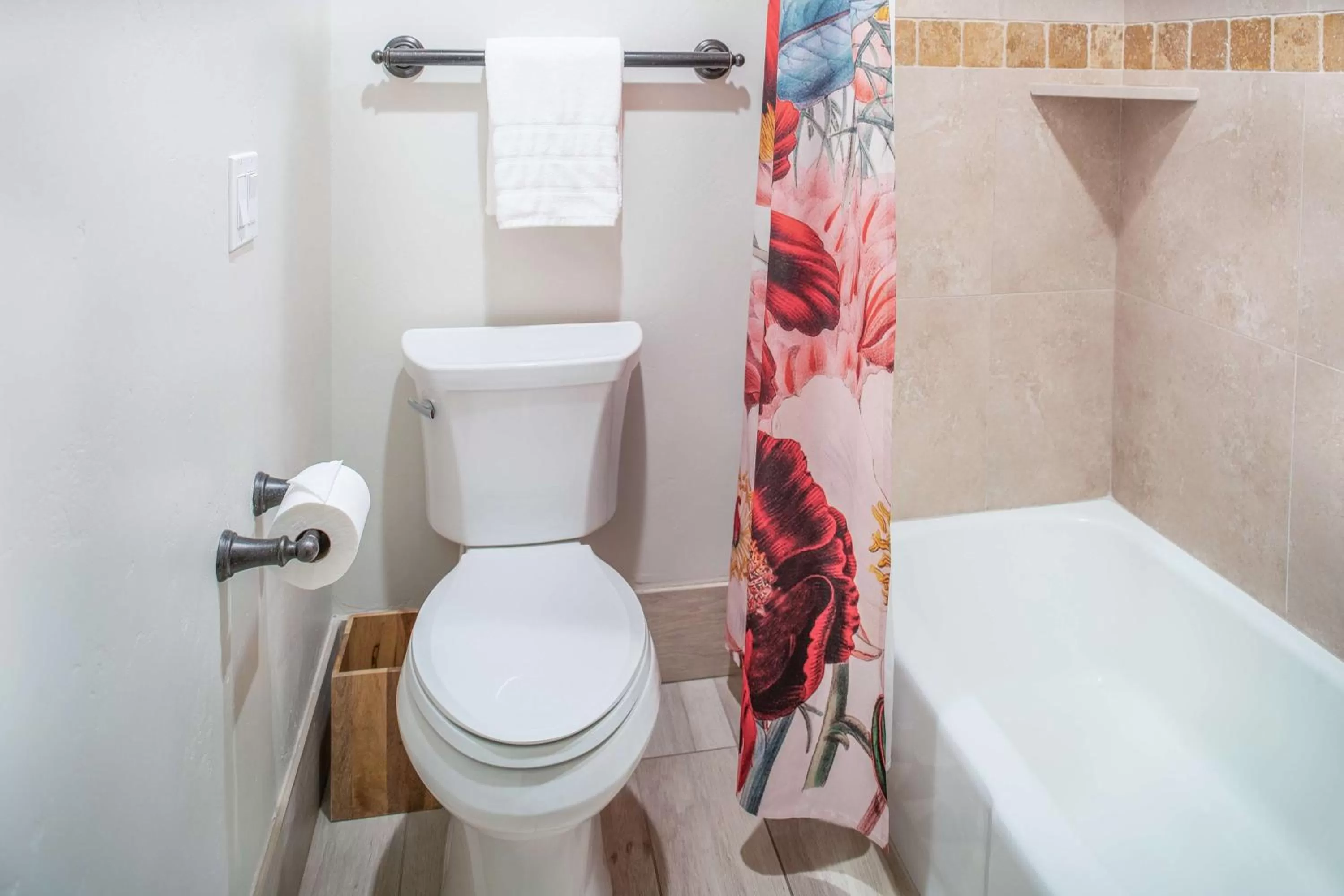 Bathroom in Cliffrose Springdale, Curio Collection By Hilton