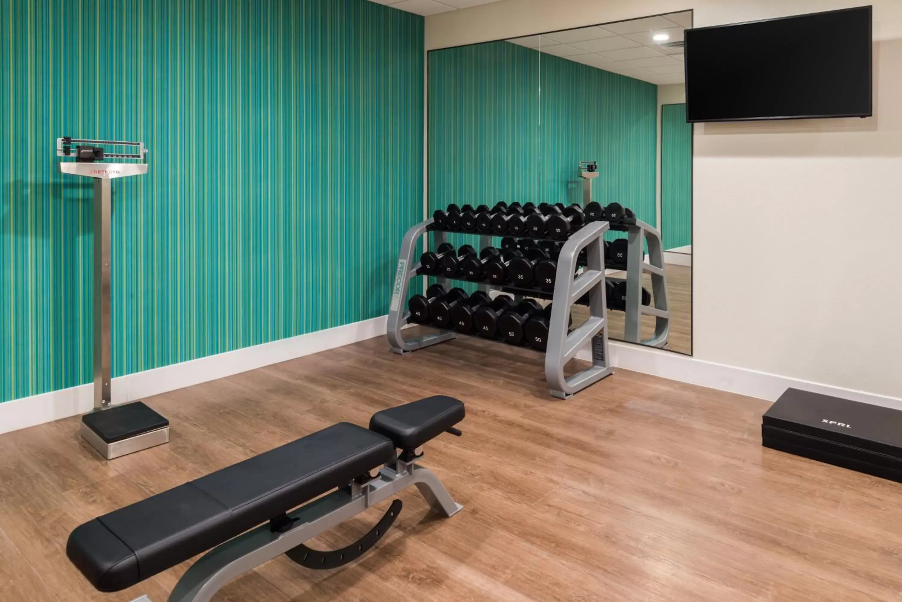 Fitness centre/facilities, Fitness Center/Facilities in Holiday Inn Express Fort Worth West, an IHG Hotel