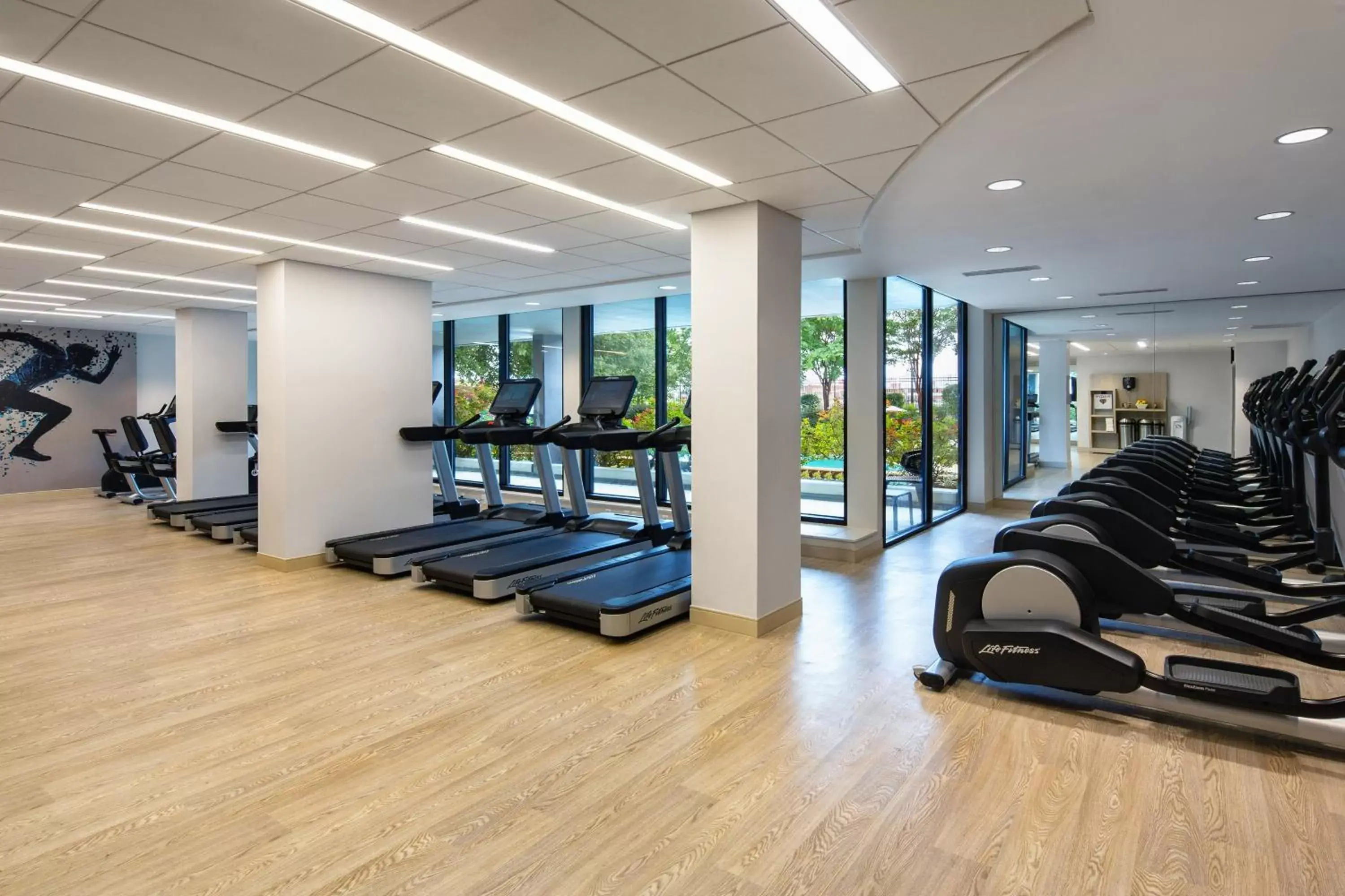 Fitness centre/facilities, Fitness Center/Facilities in Sheraton Norfolk Waterside Hotel