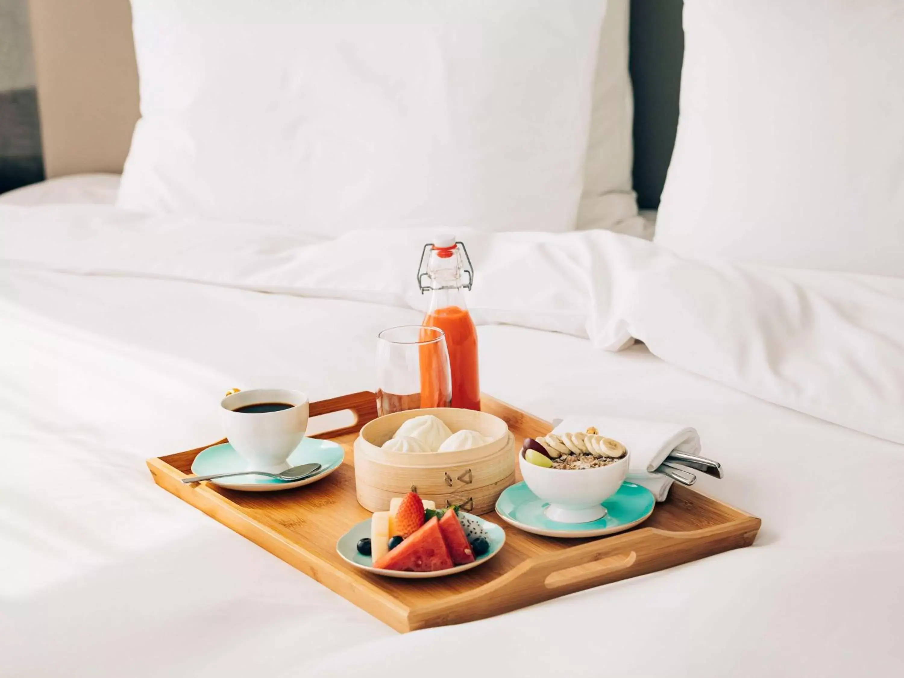 Breakfast, Bed in Pullman Auckland Hotel & Apartments