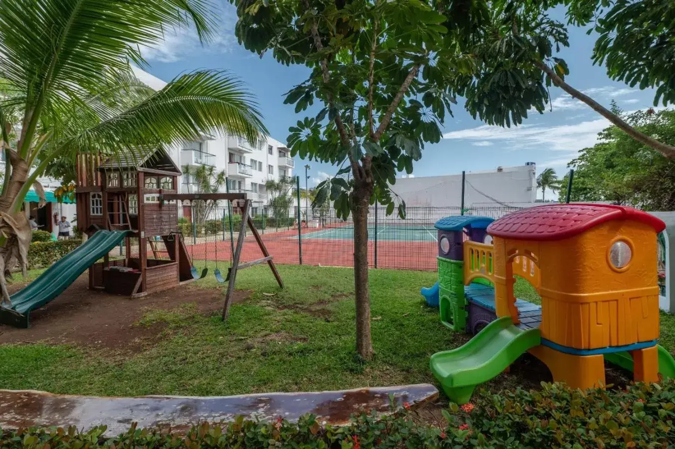 Children play ground, Children's Play Area in Hotel Dos Playas Faranda Cancún