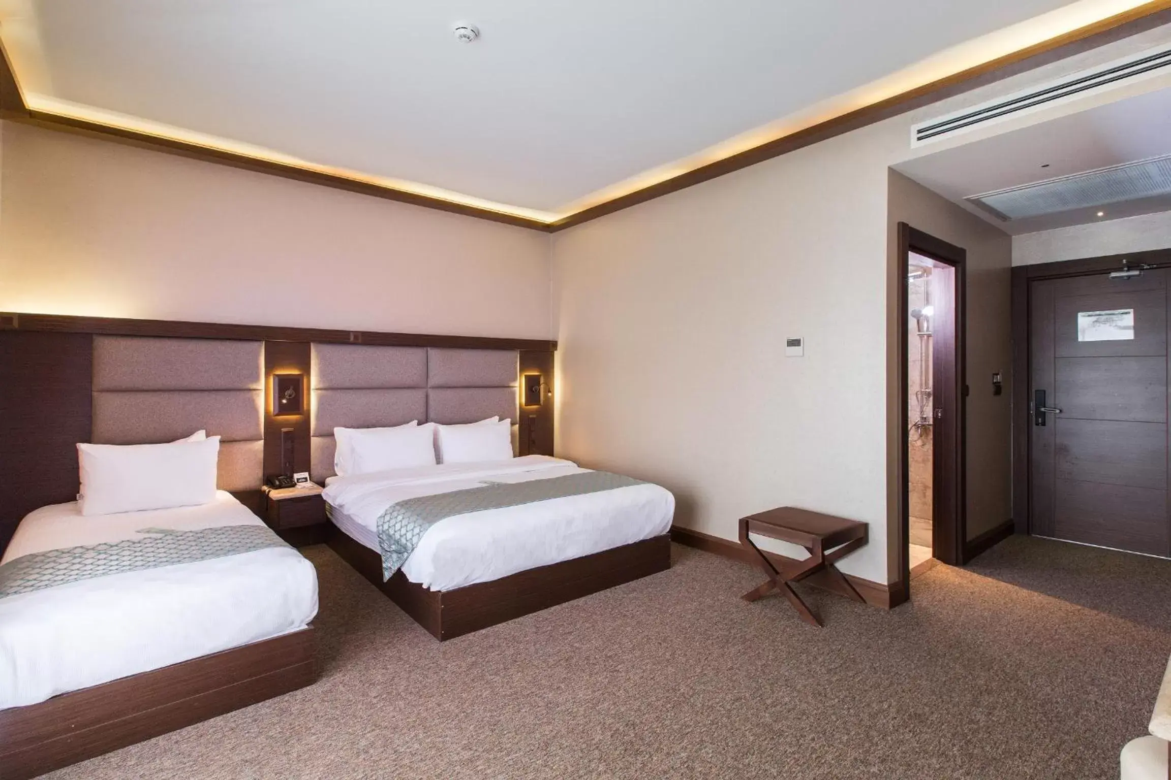 Bathroom, Bed in Sera Lake Resort Hotel Spa & Aparts