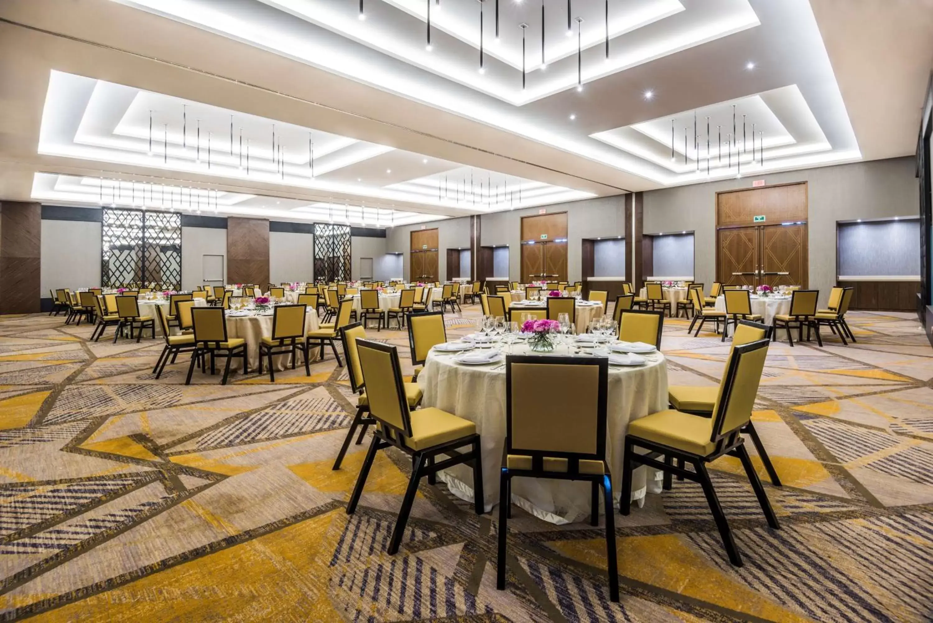 Meeting/conference room, Restaurant/Places to Eat in Hyatt Regency San Luis Potosi