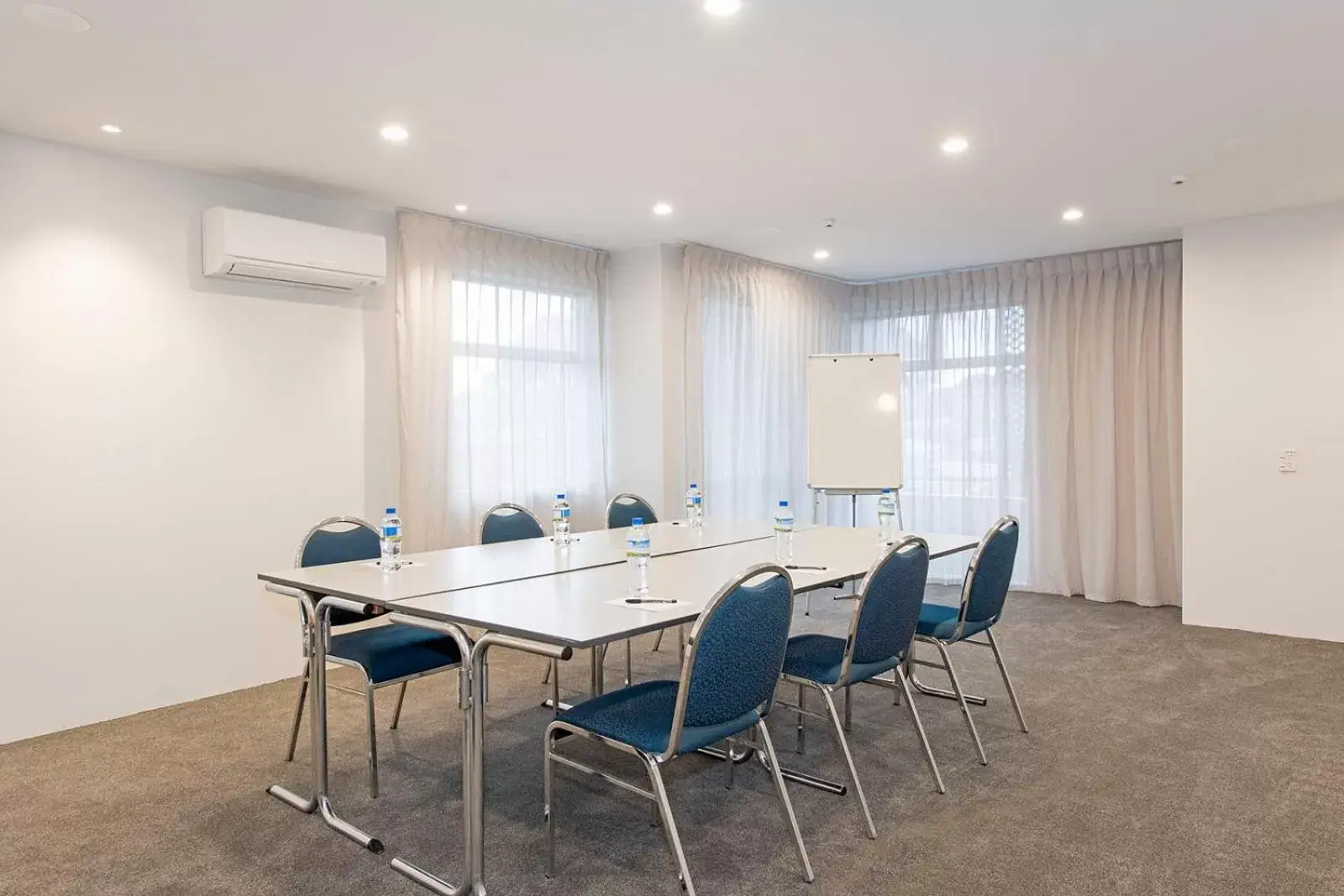 Area and facilities in Carnmore Hotel Takapuna