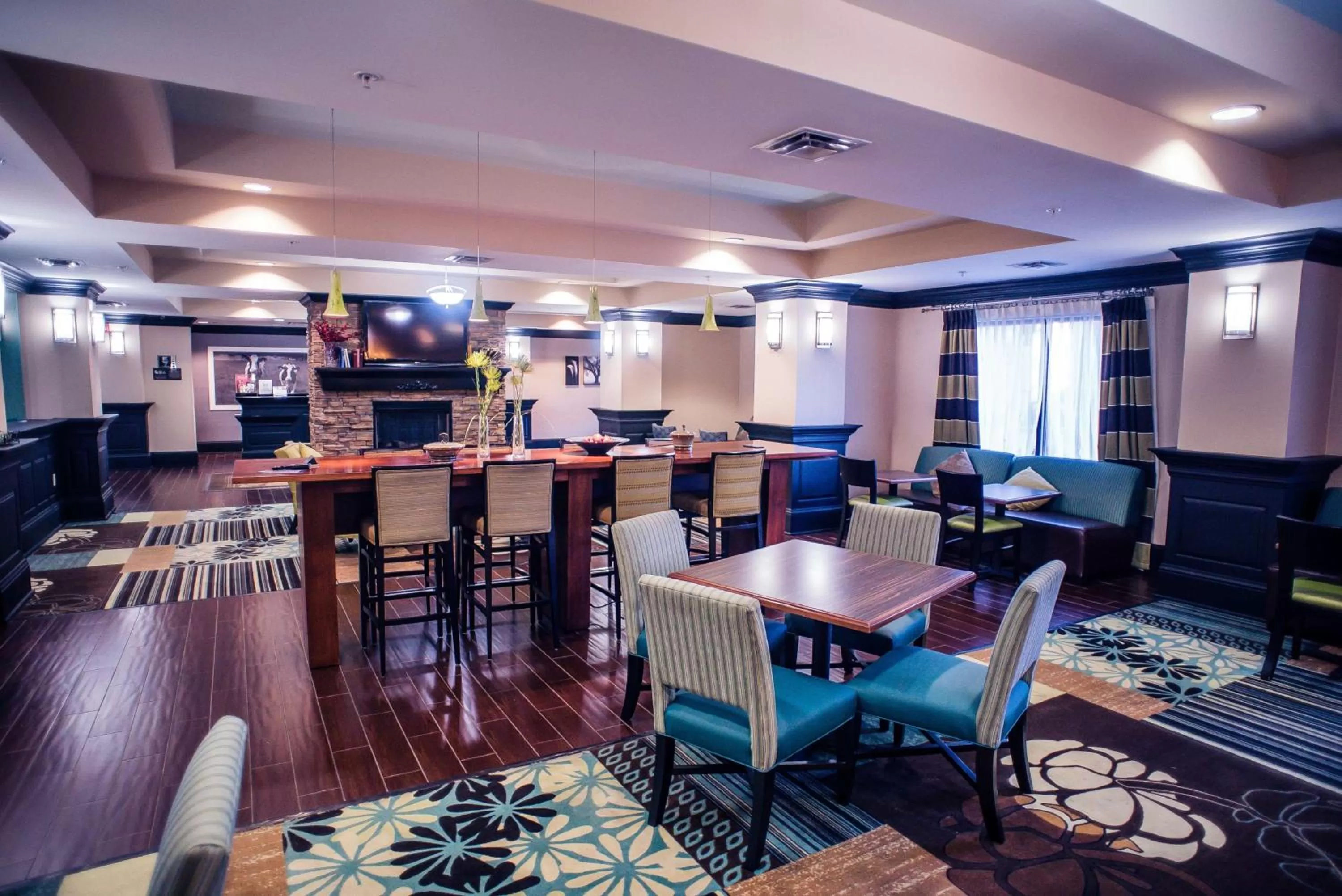 Lobby or reception in Hampton Inn - Monticello