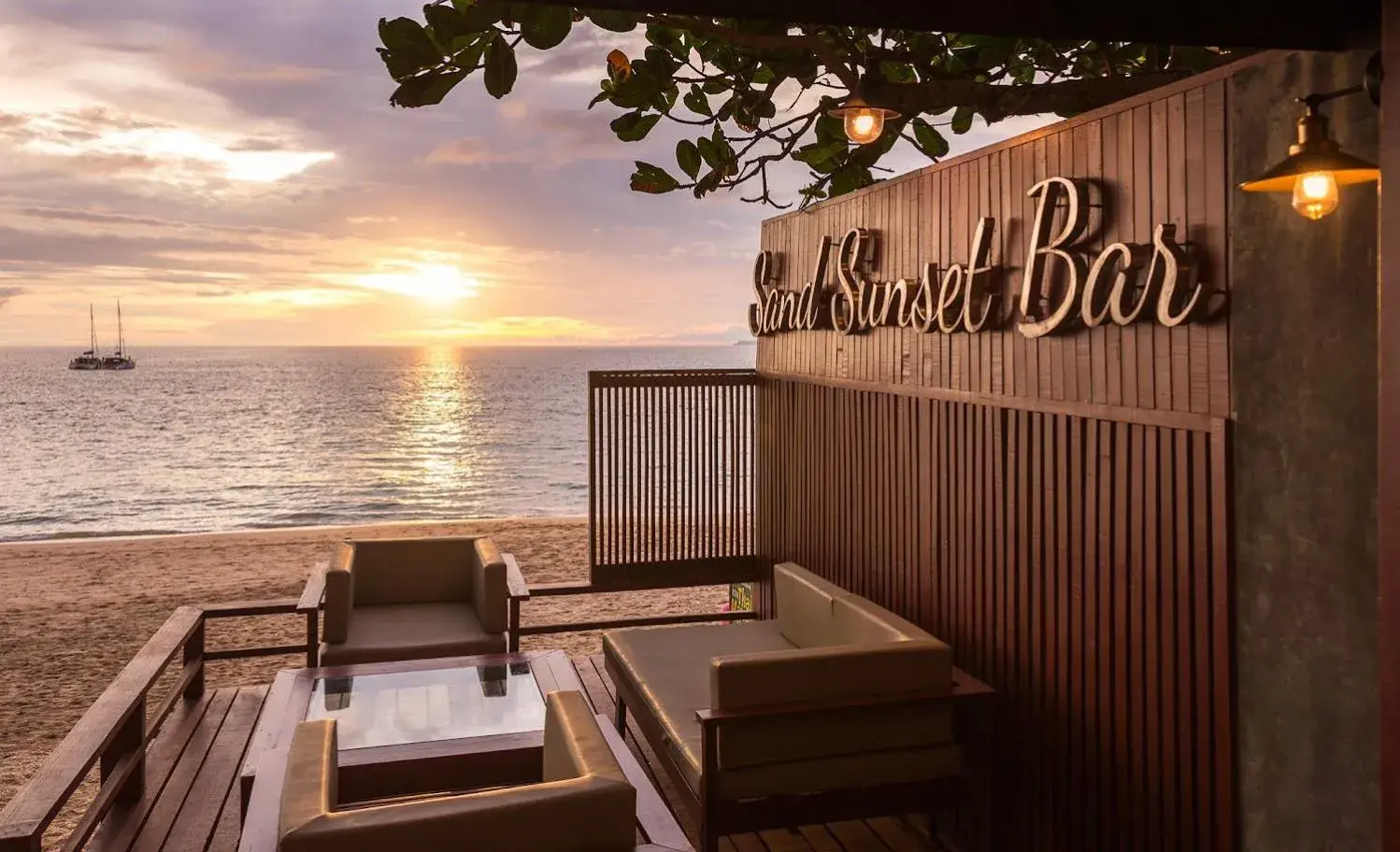 Lounge or bar in Lanta Sand Resort & Spa
