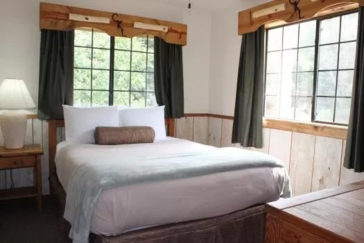 Bed in Copper King Lodge