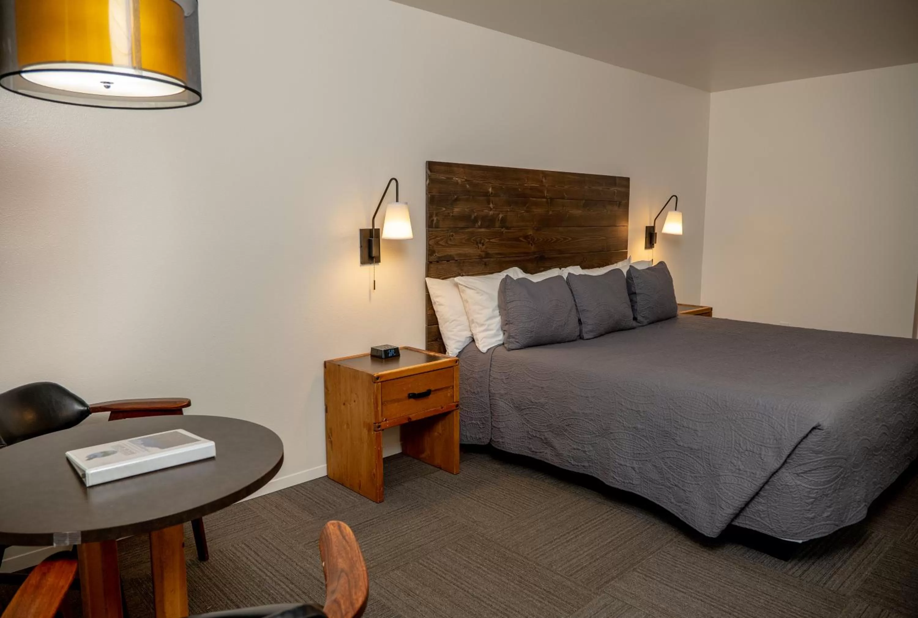 Bed in Eagle Cap Chalets