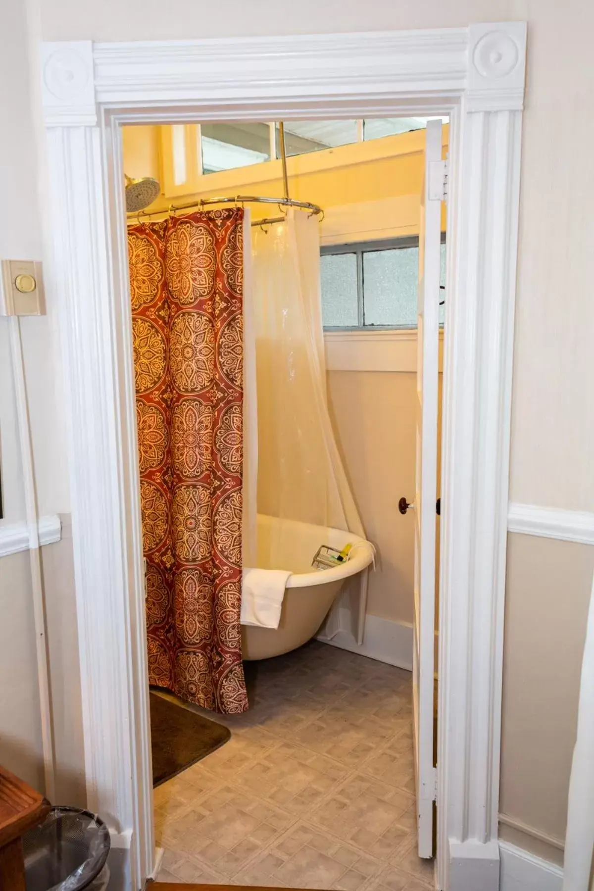 Bathroom in The Charleston Inn