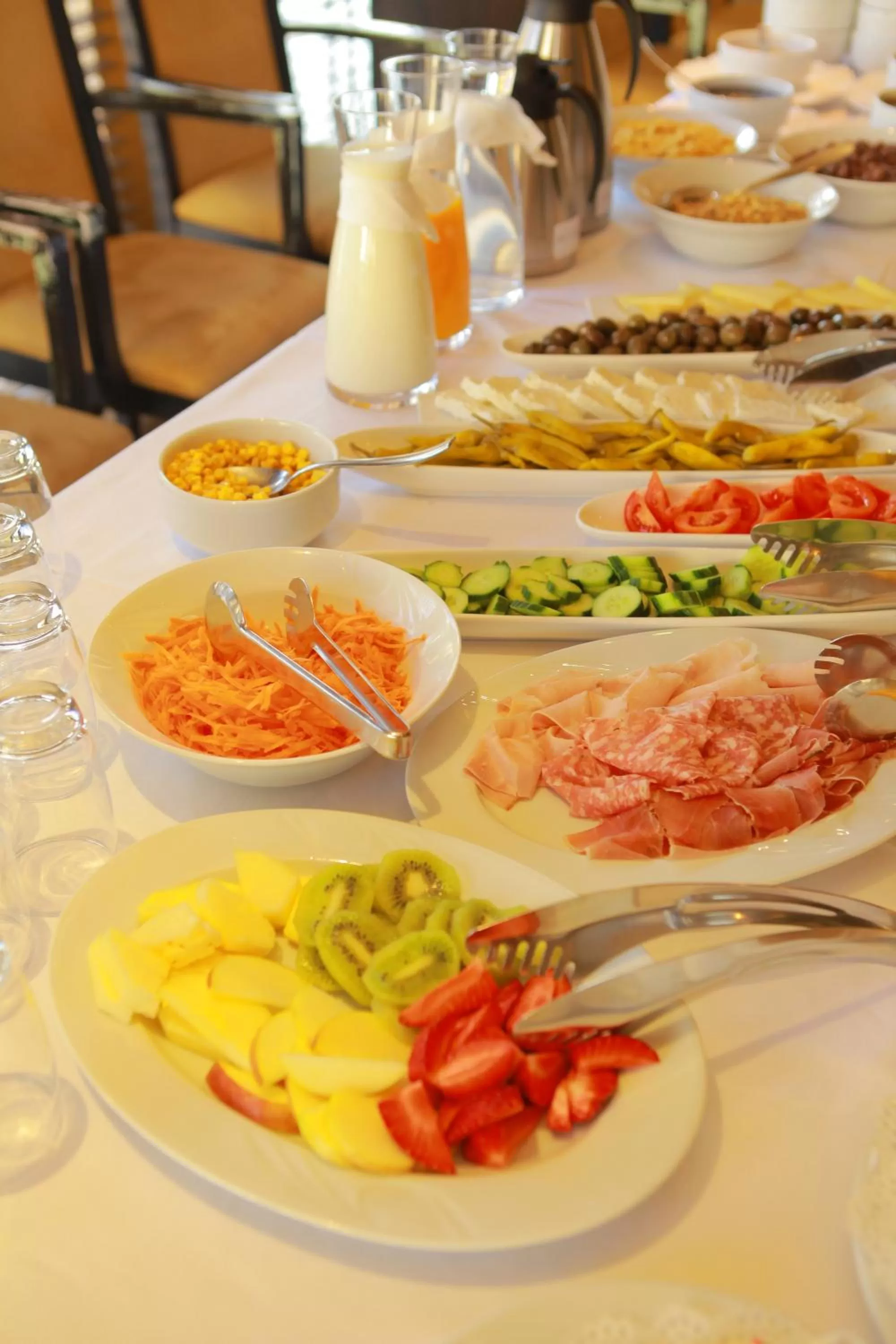 Breakfast in Petit Hotel Elita