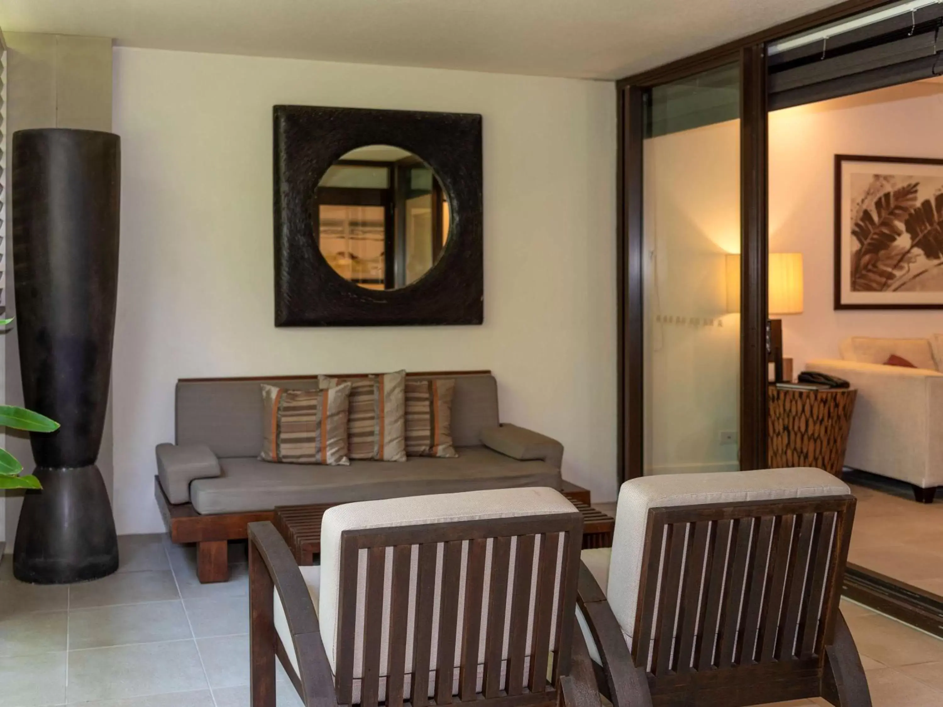 Photo of the whole room, Seating Area in Pullman Port Douglas Sea Temple Resort and Spa