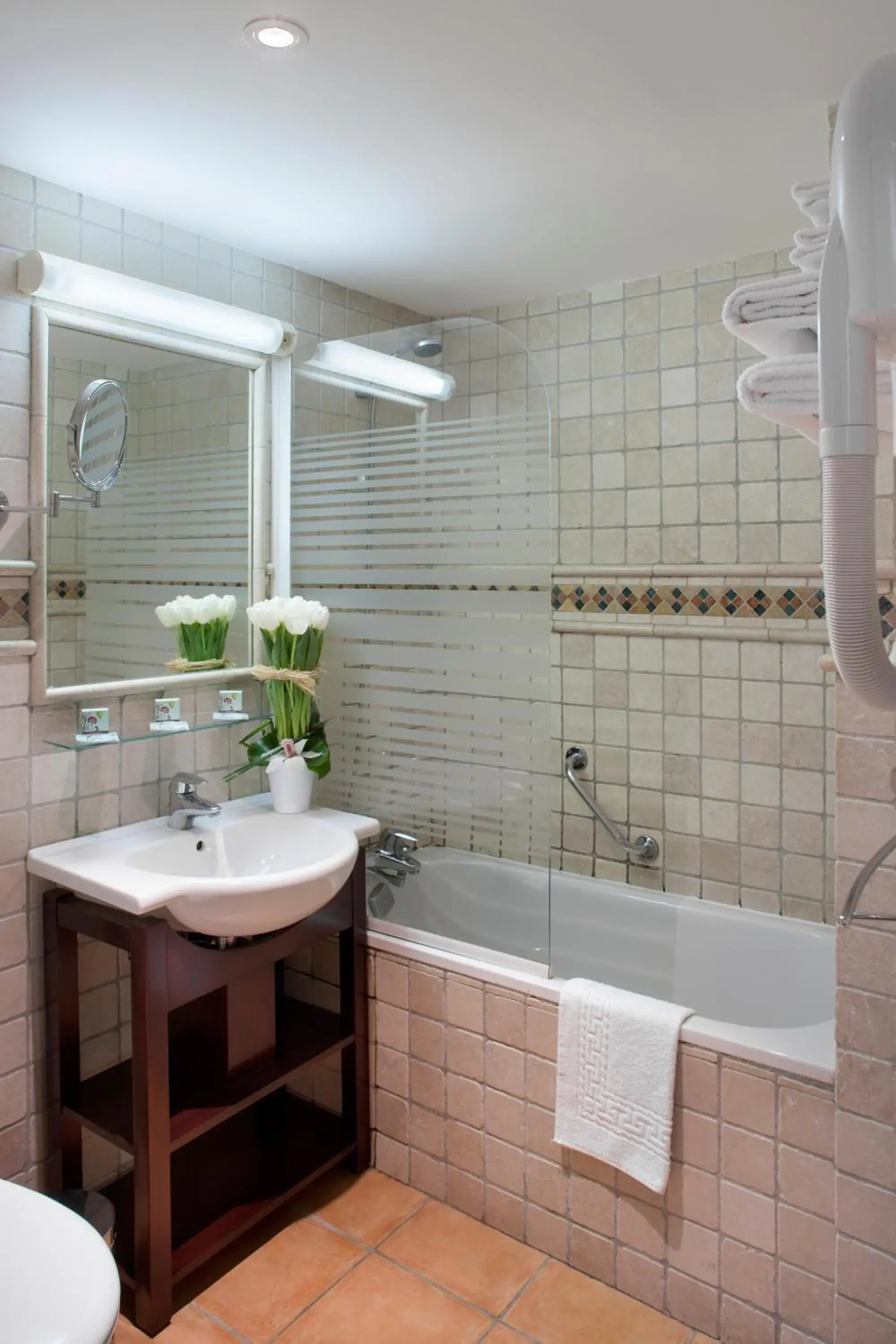 Bathroom in Hotel Relais Acropolis