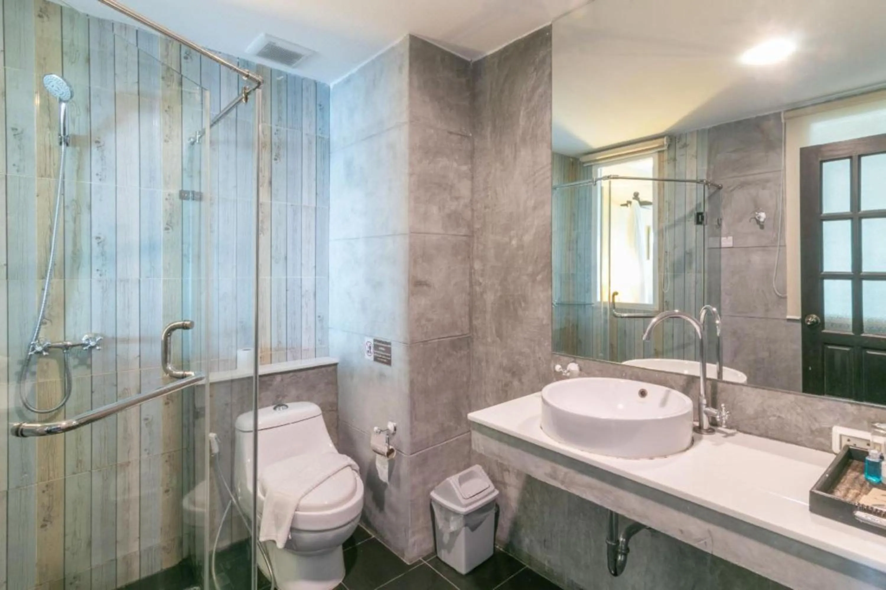 Bathroom in Baan PhuAnda Phuket