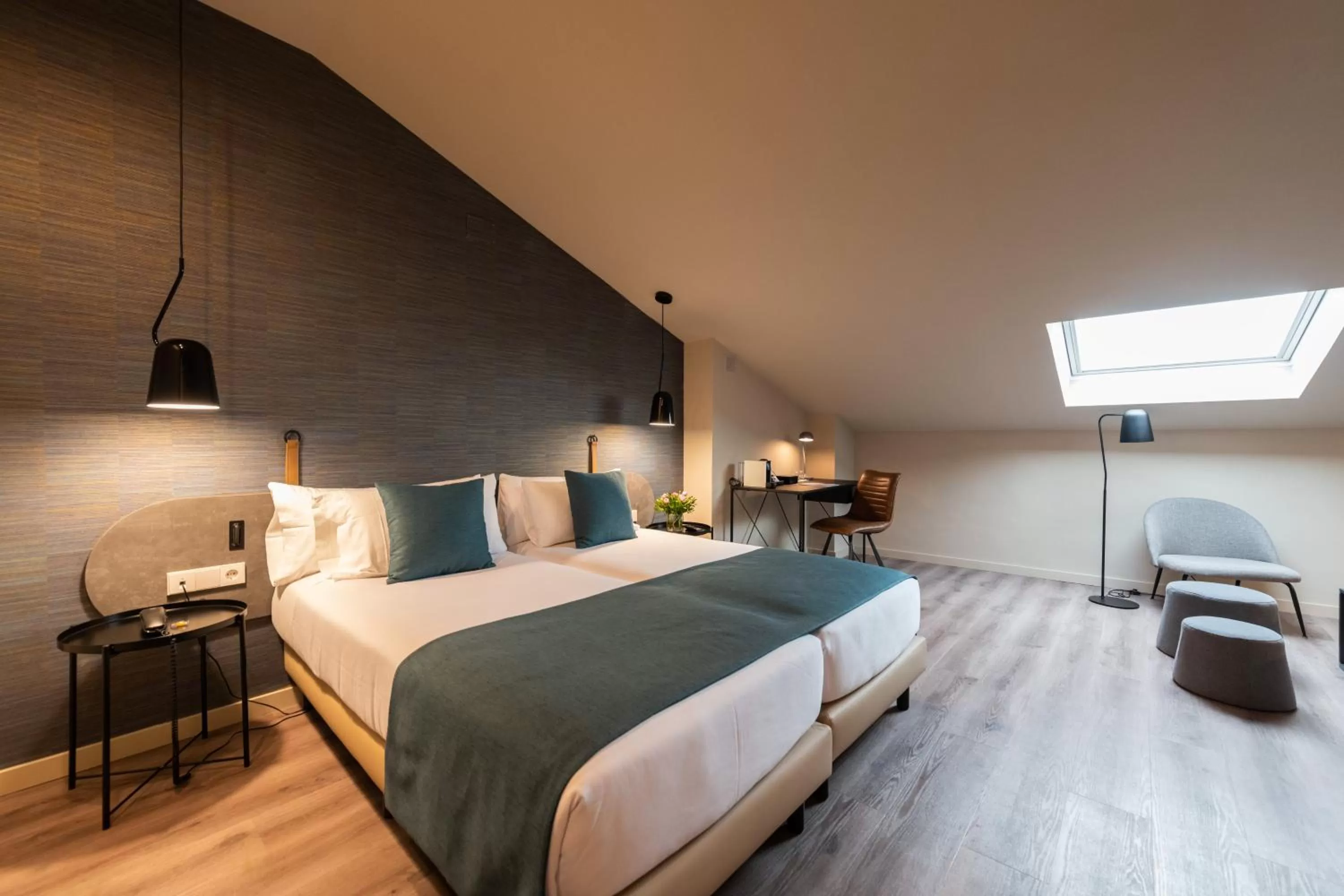 Bed in Atenea Rekord Suites Barcelona