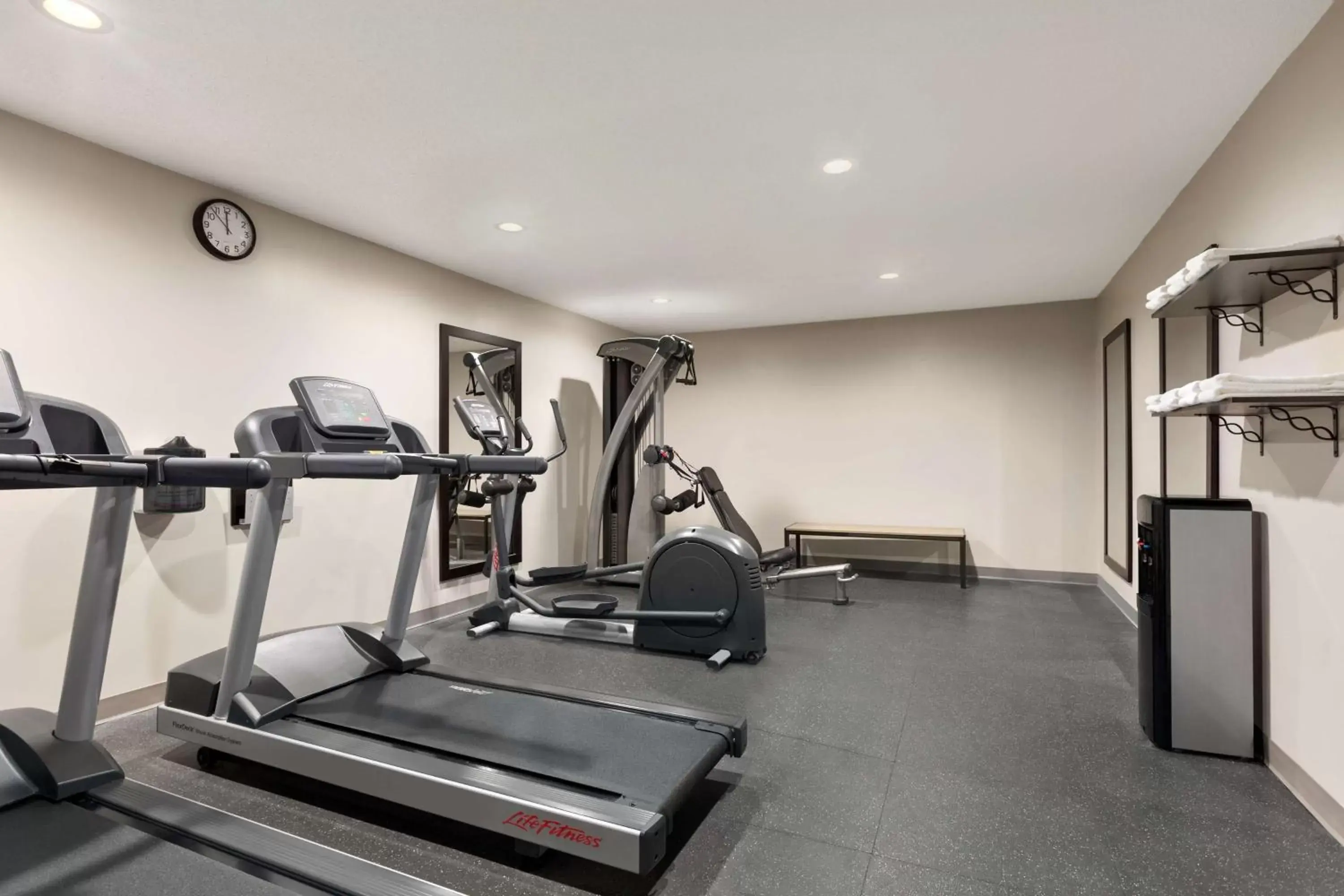 Activities, Fitness Center/Facilities in Country Inn & Suites by Radisson, Dahlgren-King George, VA