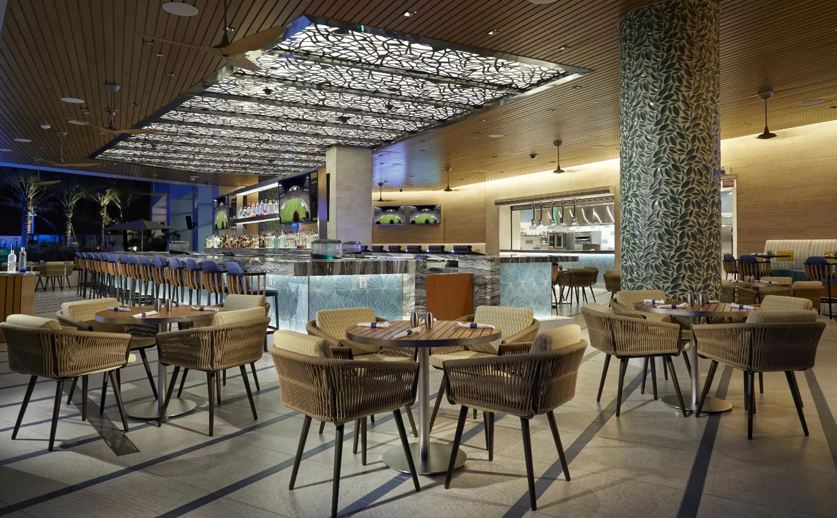 Lounge or bar, Restaurant/Places to Eat in Seminole Hard Rock Hotel and Casino Tampa