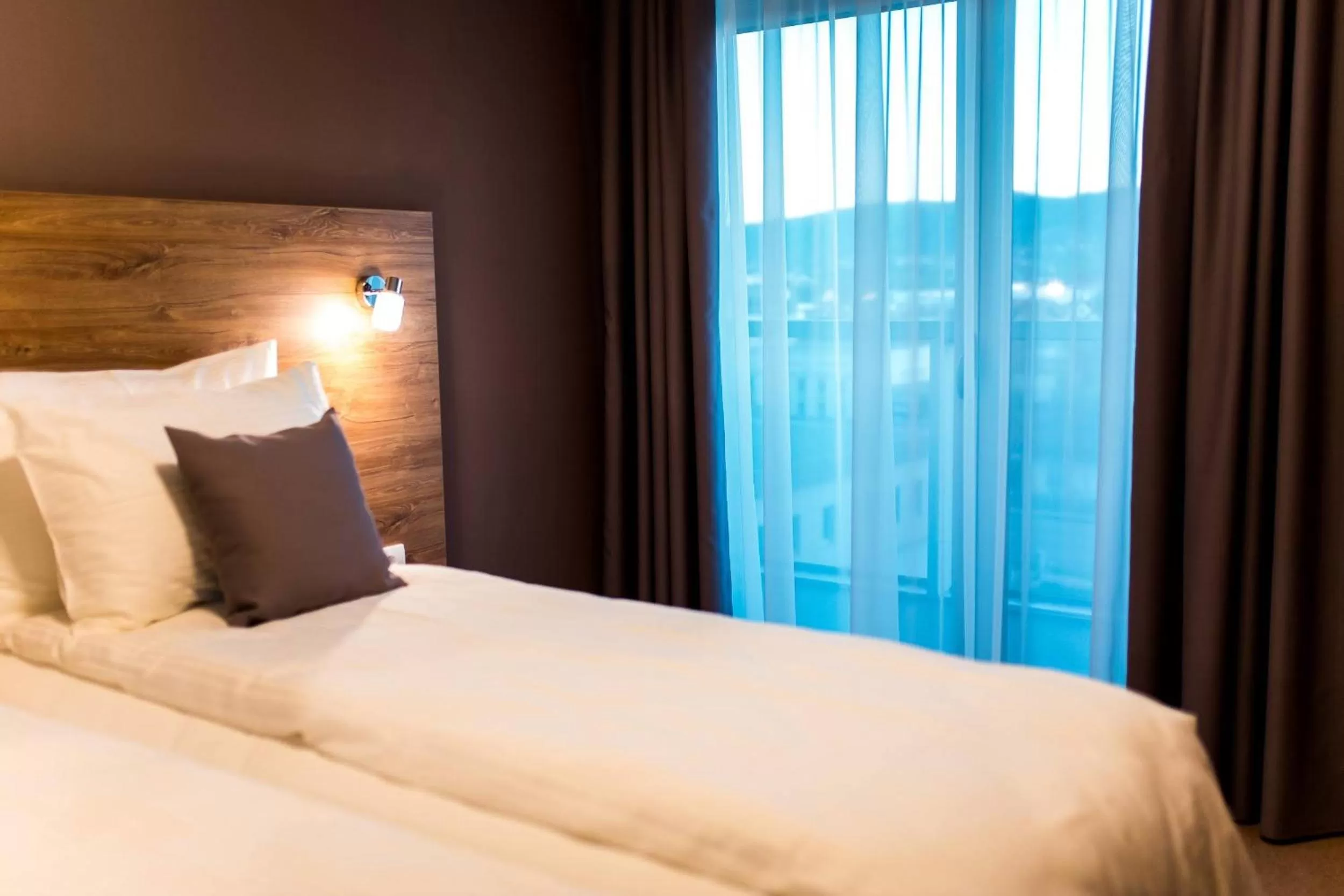 Photo of the whole room, Bed in Hotel IN