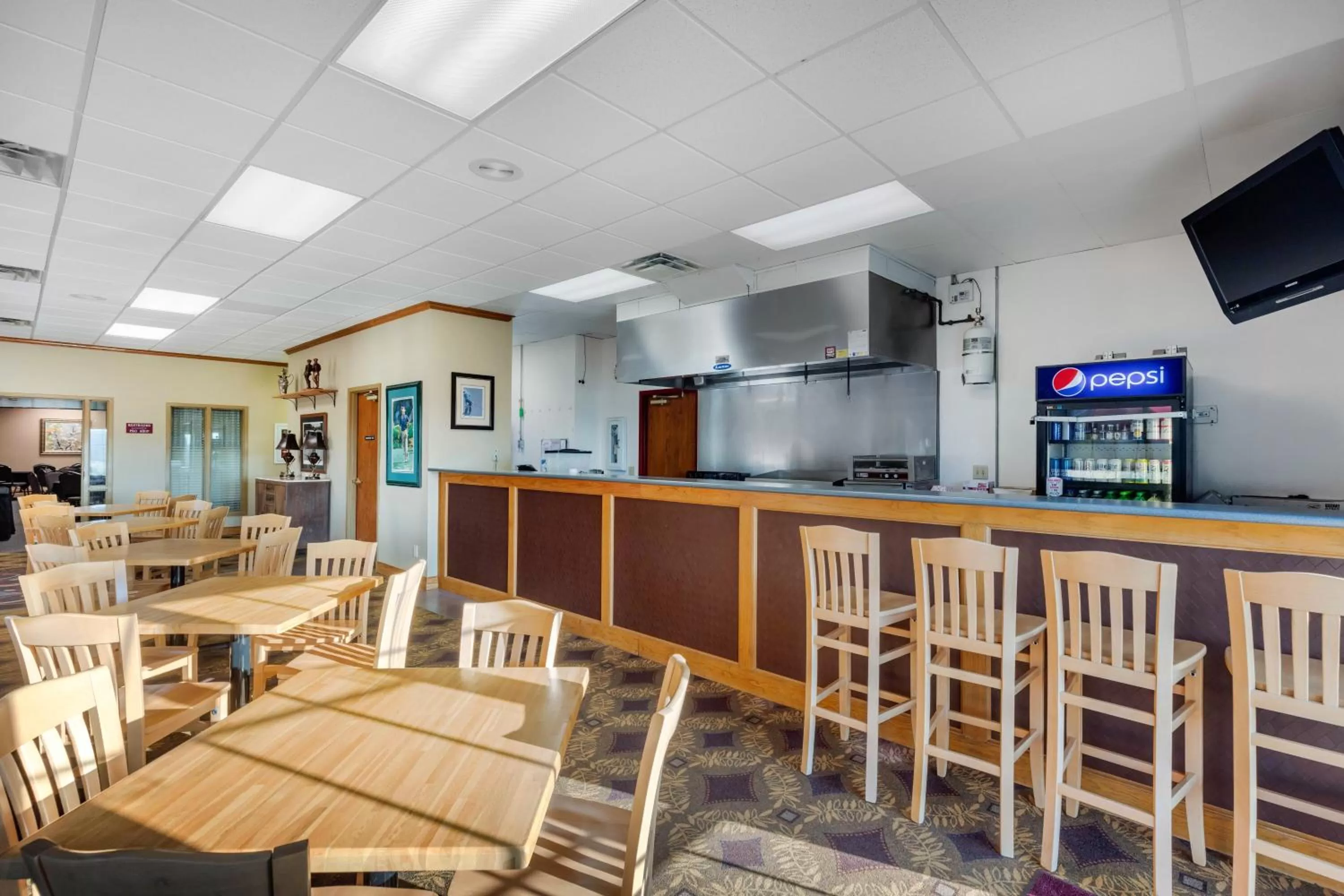 Restaurant/places to eat in Thousand Hills Golf Resort