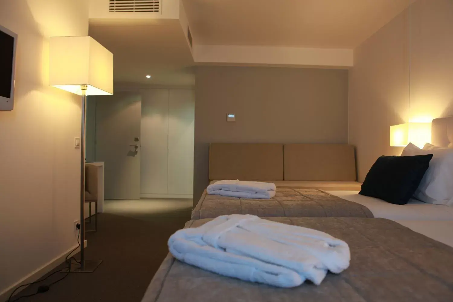 Bedroom, Bed in Hotel Anjo de Portugal