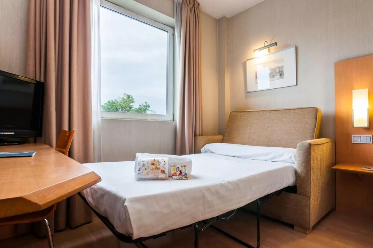 Bed in Posadas de España Pinto