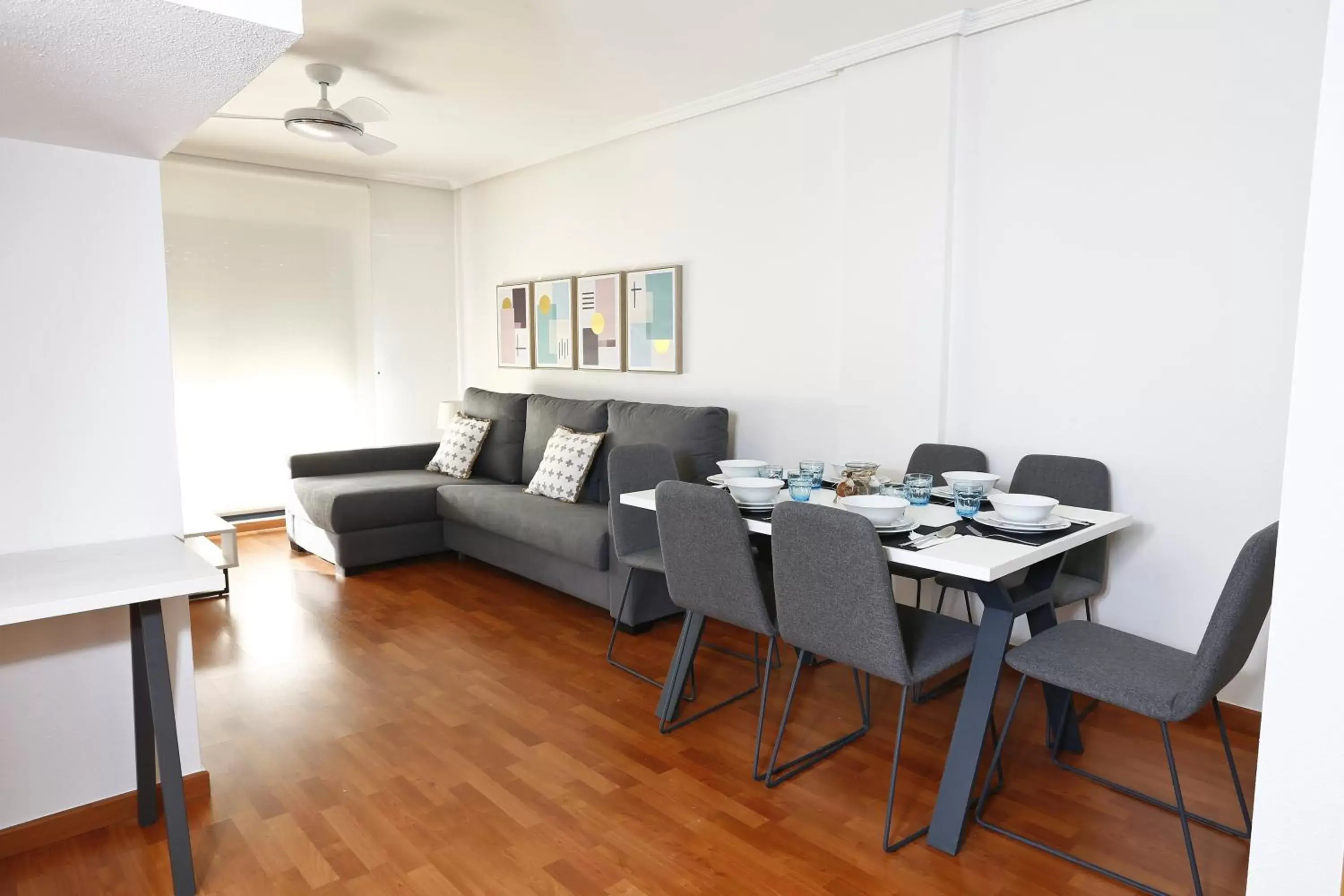 Dining Area in Alojamientos Libertad