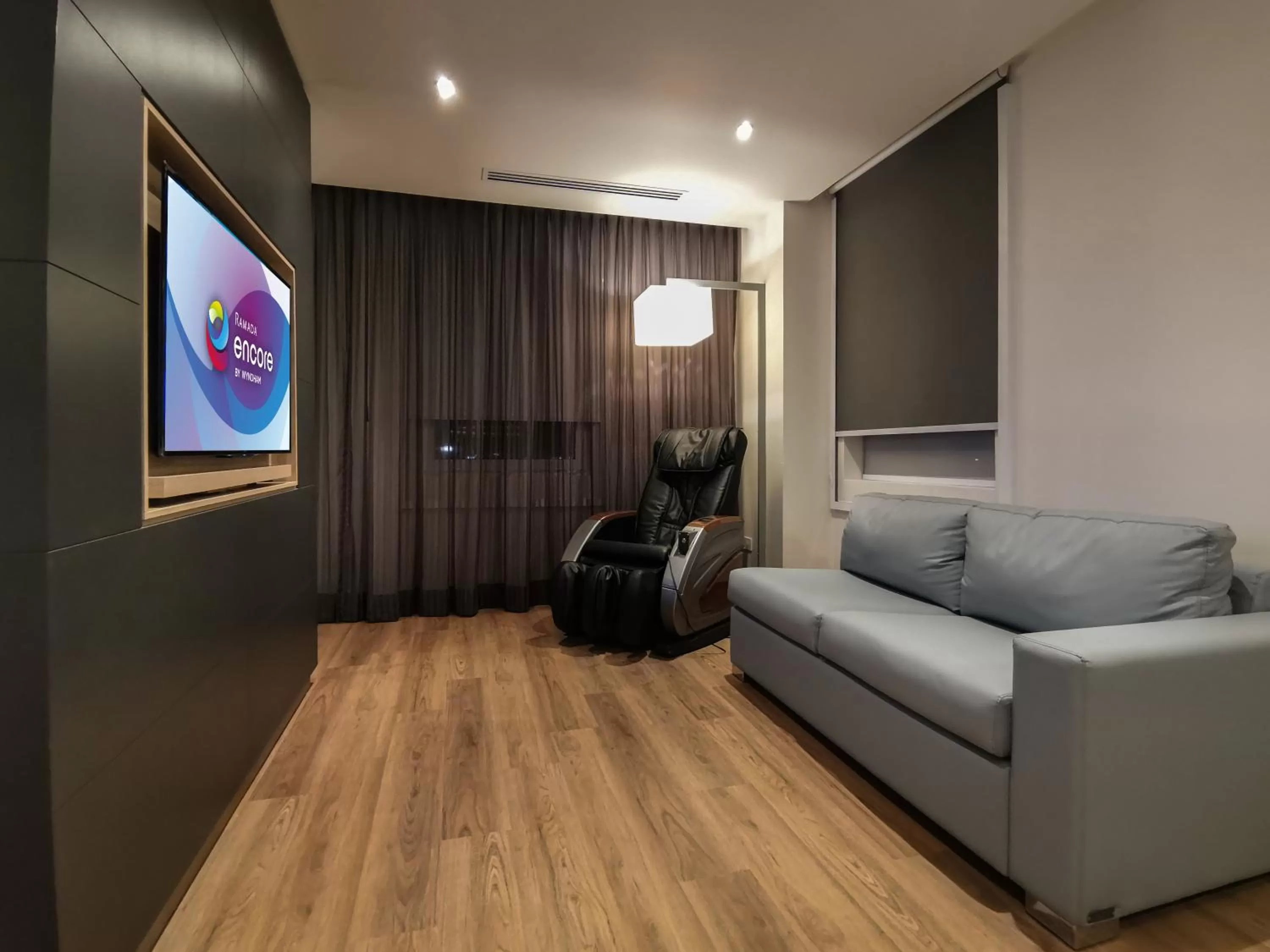 TV and multimedia in Ramada Encore by Wyndham Monterrey Apodaca Zona Aeropuerto