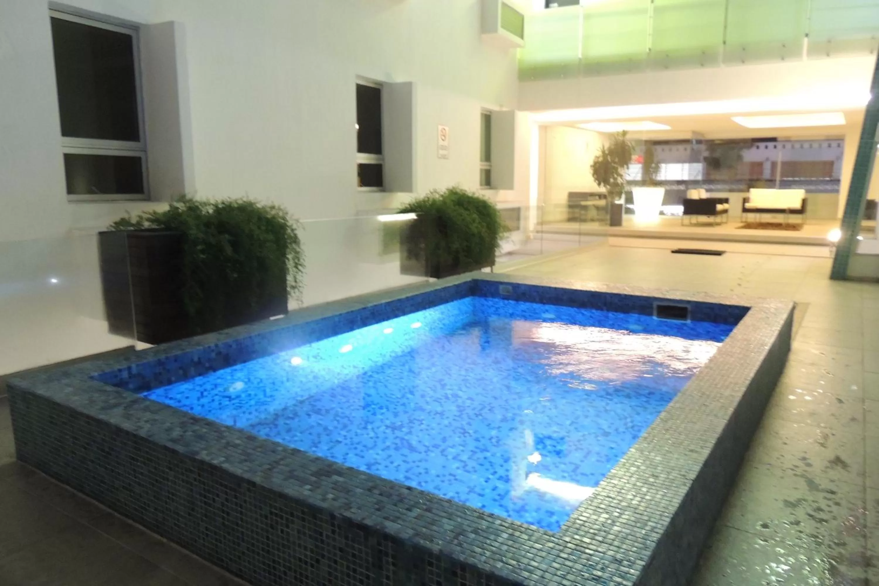 Swimming pool in Nu Hotel