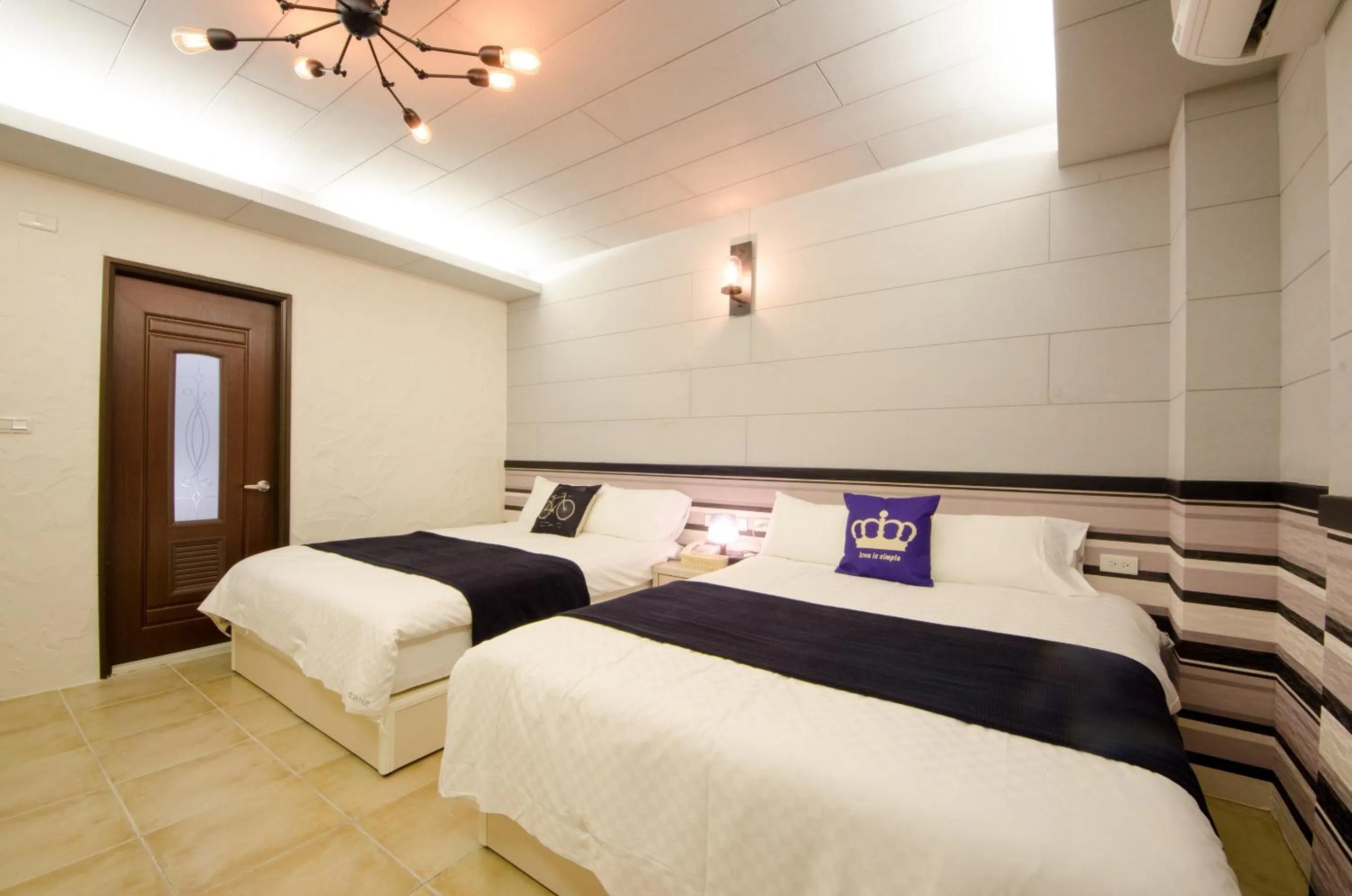 Photo of the whole room, Bed in Successful 168 B&B