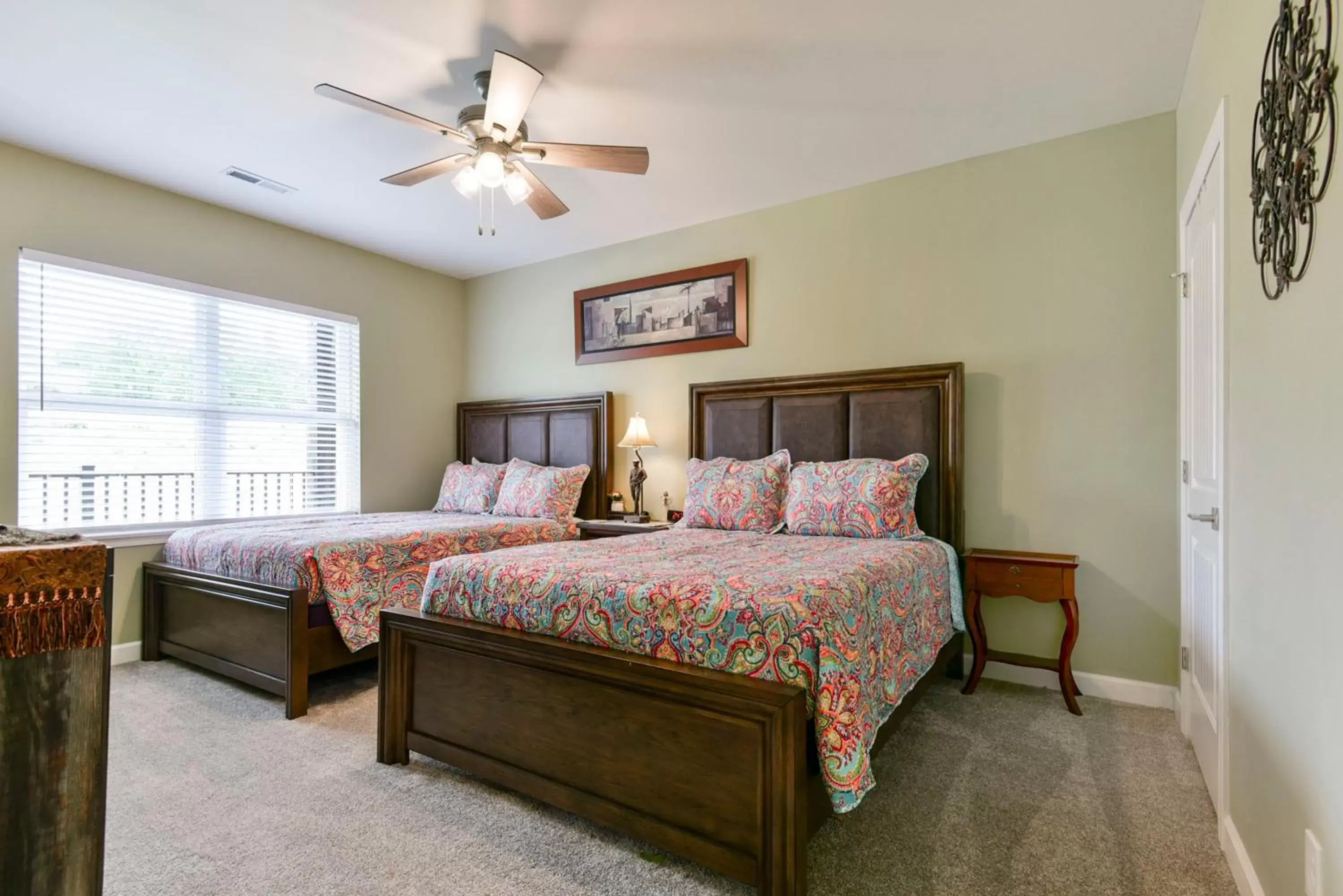 Bed in Luxury Condos at Thousand Hills - Branson -Beautifully Remodeled