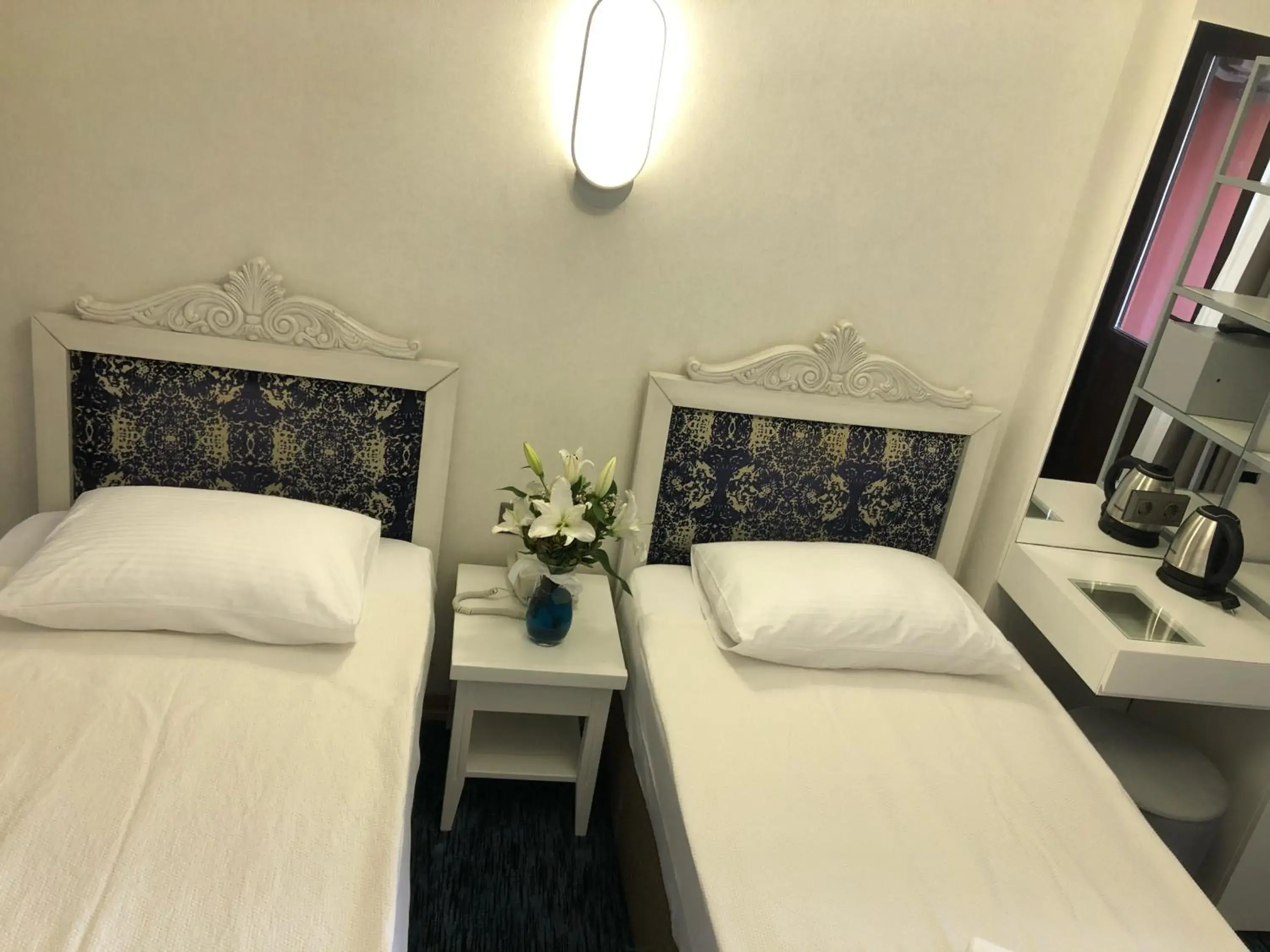 Bed in Turk Art Hotel