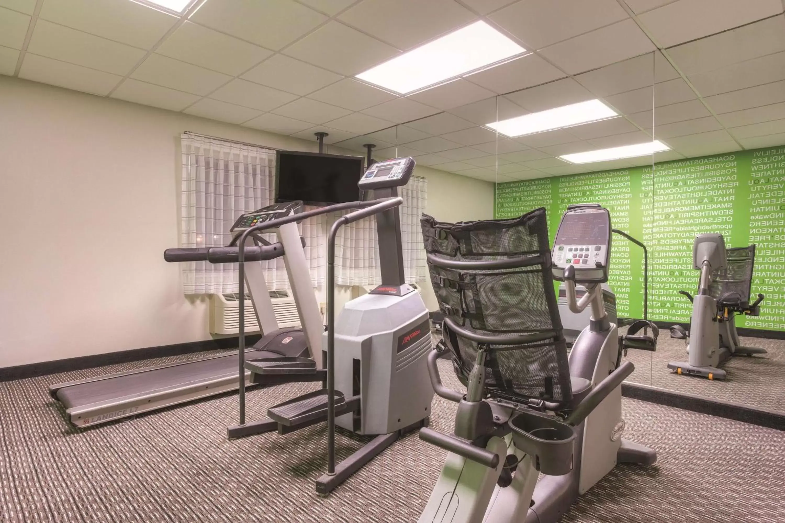 Fitness centre/facilities, Fitness Center/Facilities in La Quinta by Wyndham Atlanta Roswell