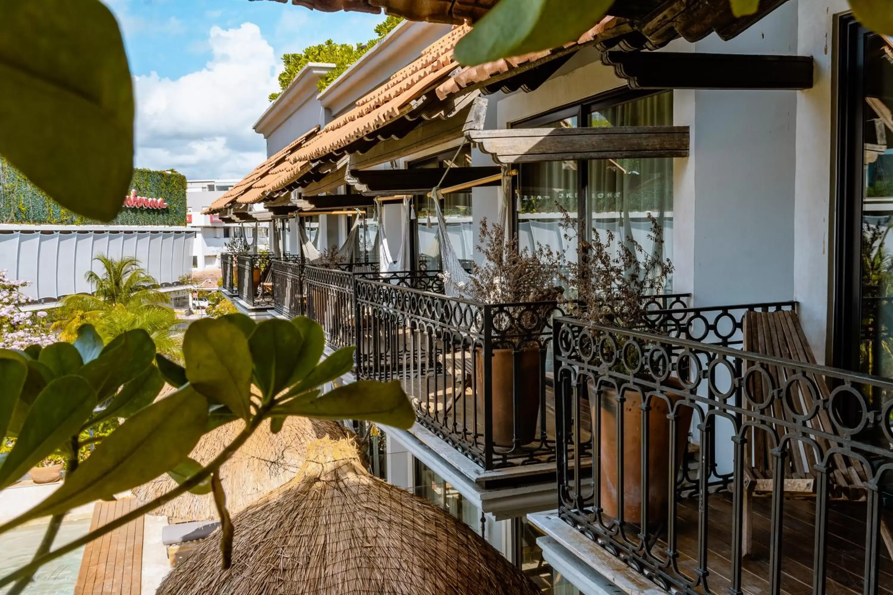 Property building, Balcony/Terrace in "5TH AVE Caribbean Paradise Boutique Hotel "by BFH"